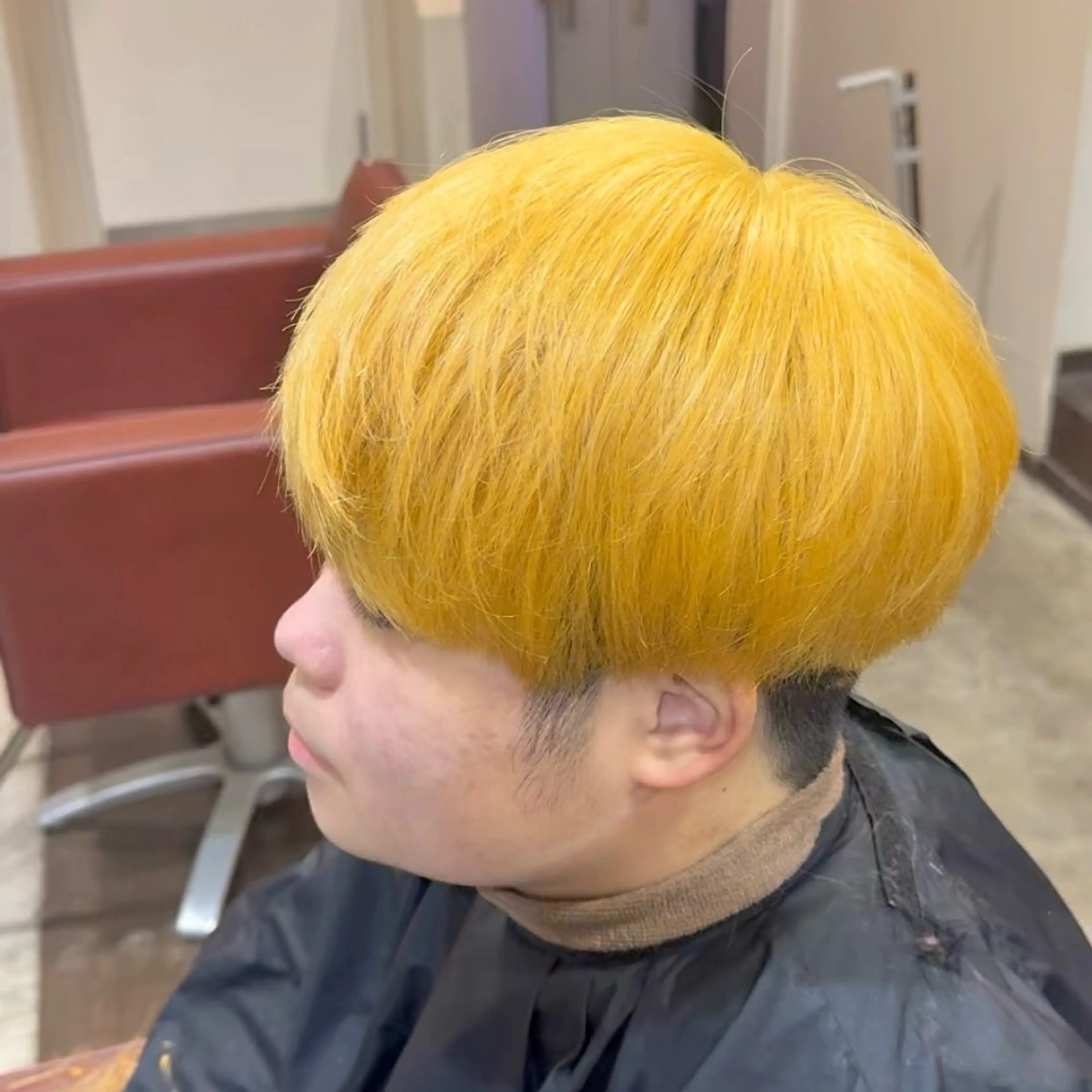 カラー メンズ メンズブリーチ ブリーチ スペインカール/ サーフカール/RYUのヘアスタイル