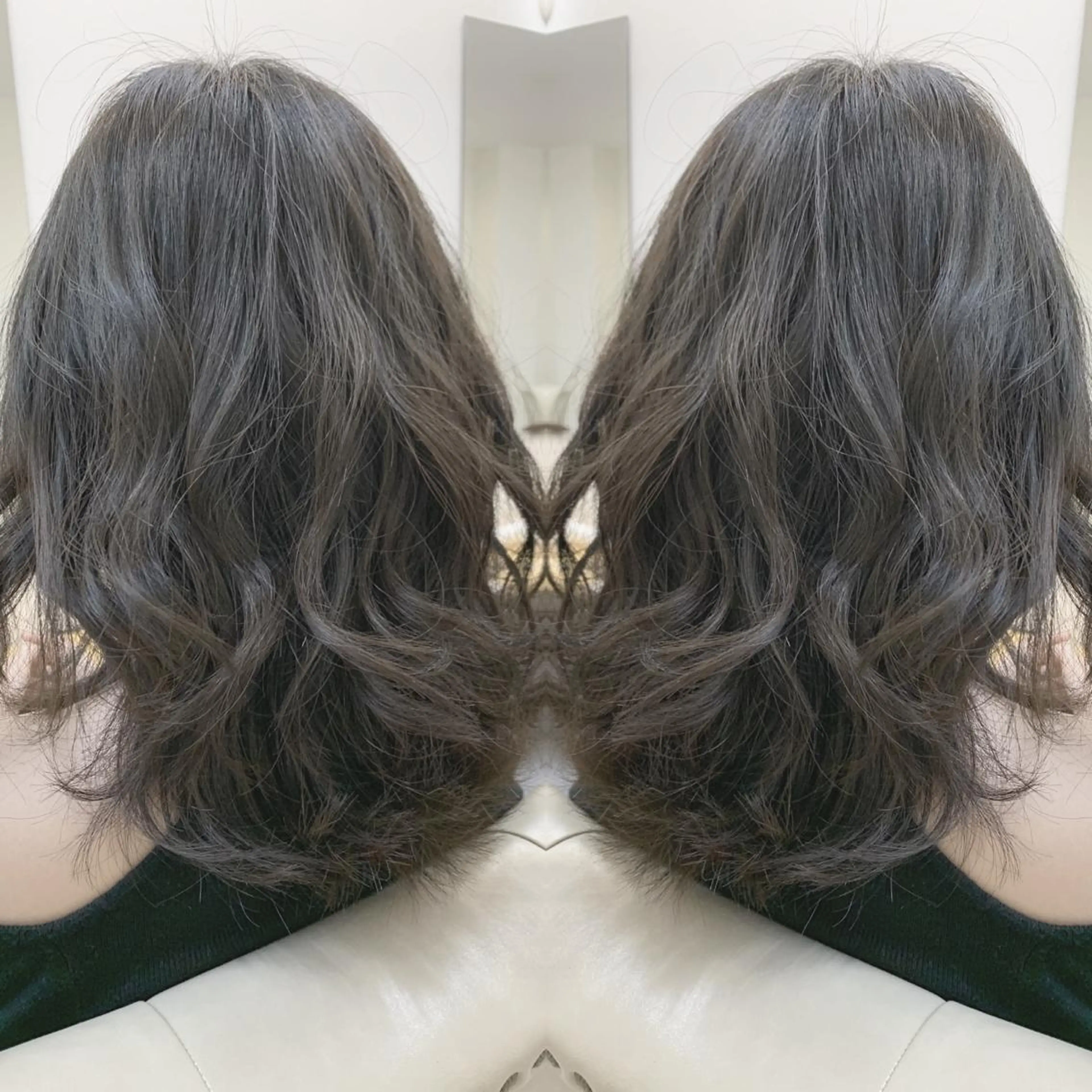 セミロング カット ヘアカラー H (エイチ) 烏丸御池店のヘアスタイル