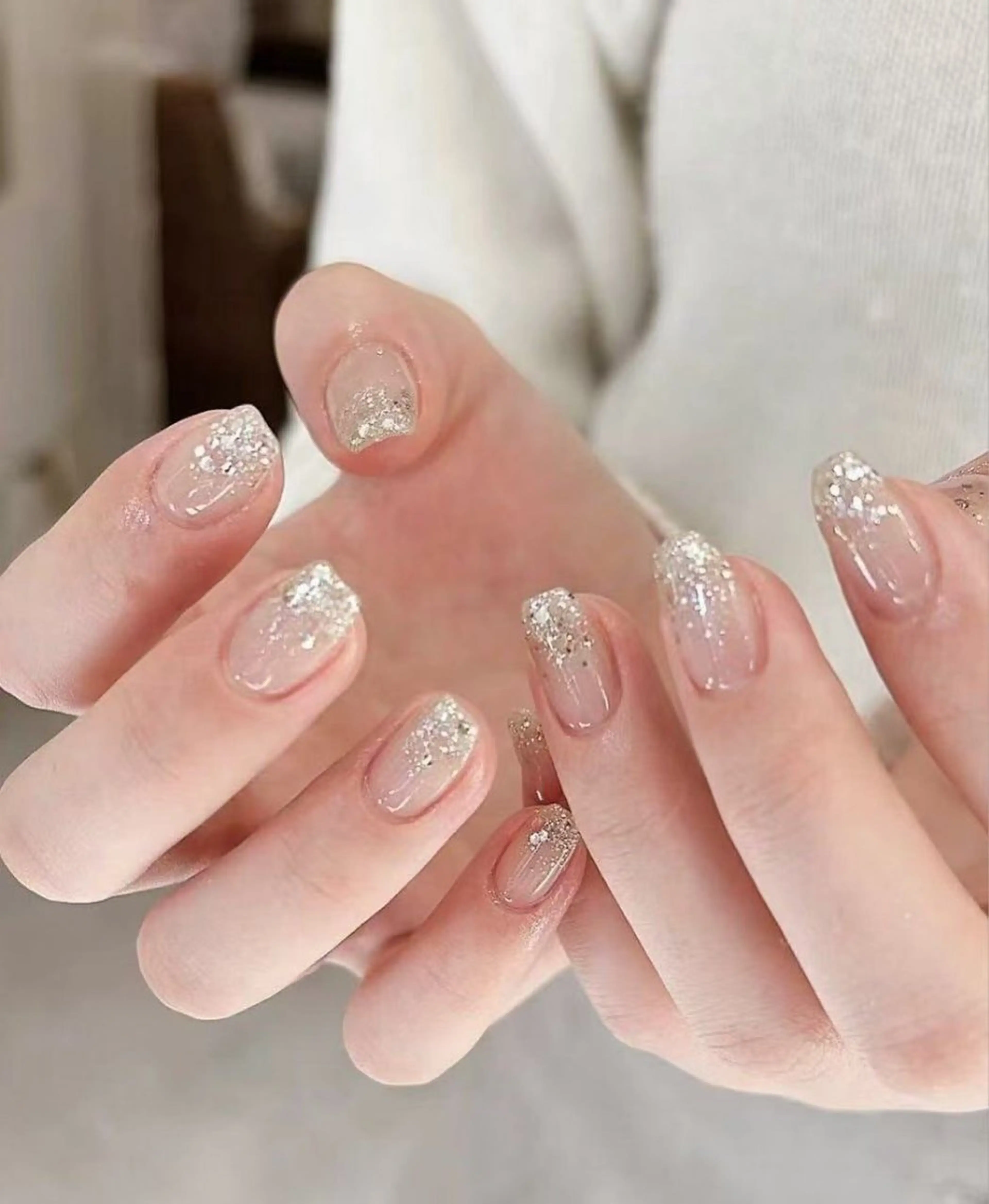 【HAND】ins話題！淡い色☆大変艶々フラッシュorラメグラの写真