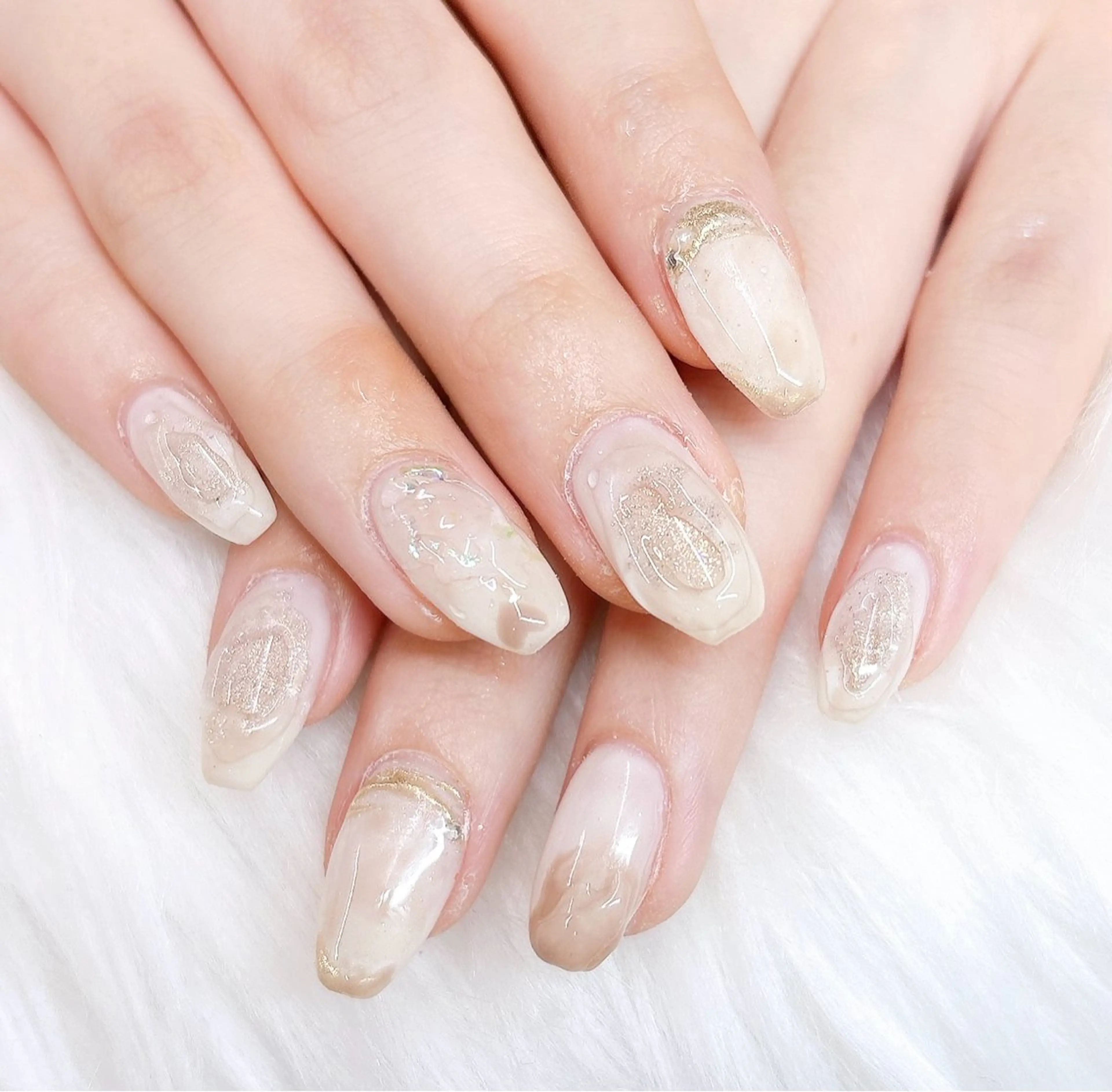 ネイル オーロラネイル フレンチネイル ジェルネイル 韓国ネイル マグネットネイル ハンドネイル Basic Kanonのネイルデザイン