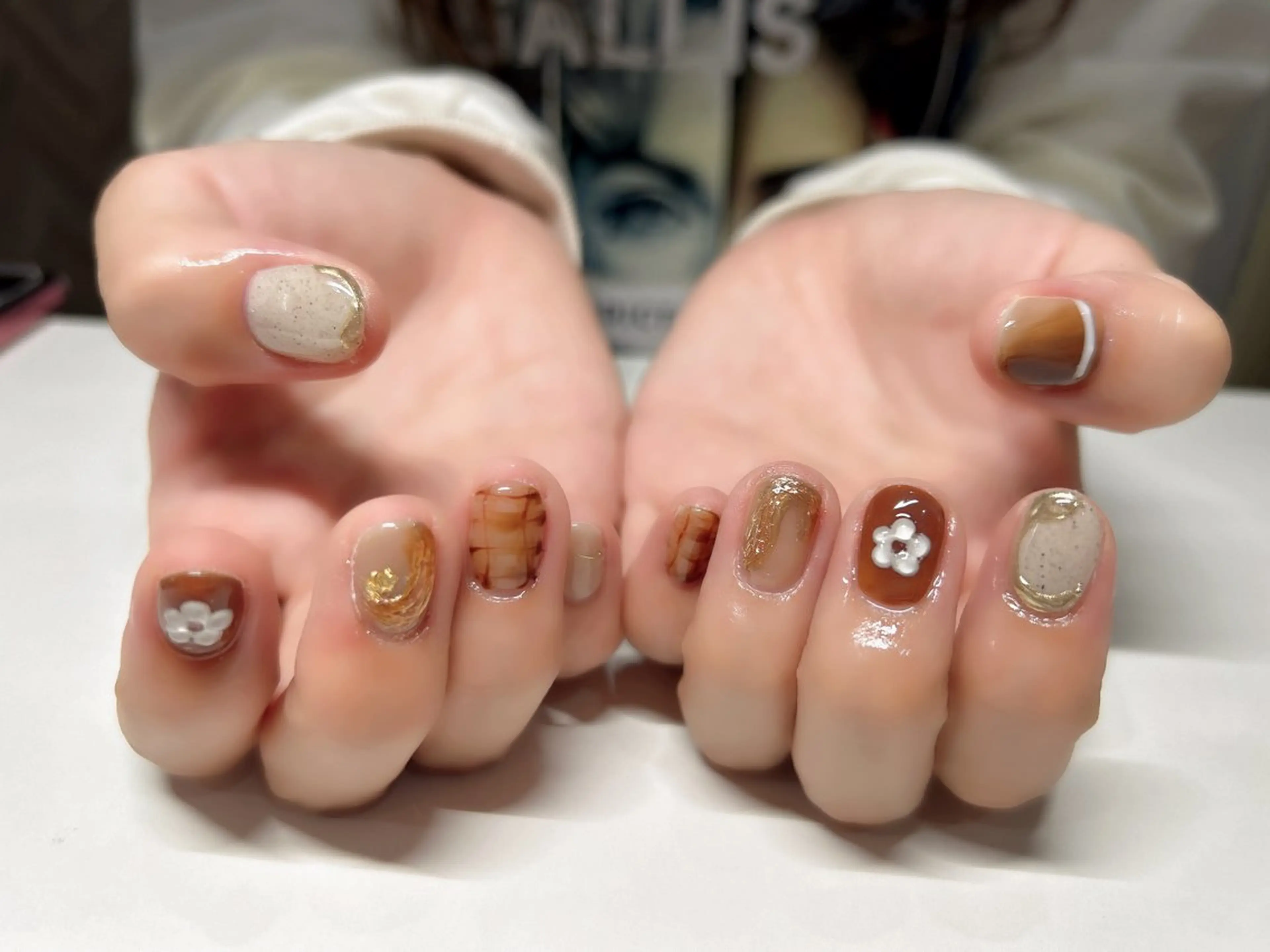ネイル アートネイル フレンチネイル ジェルネイル グラデーション マグネットネイル ハンドネイル 加藤 洋美のネイルデザイン