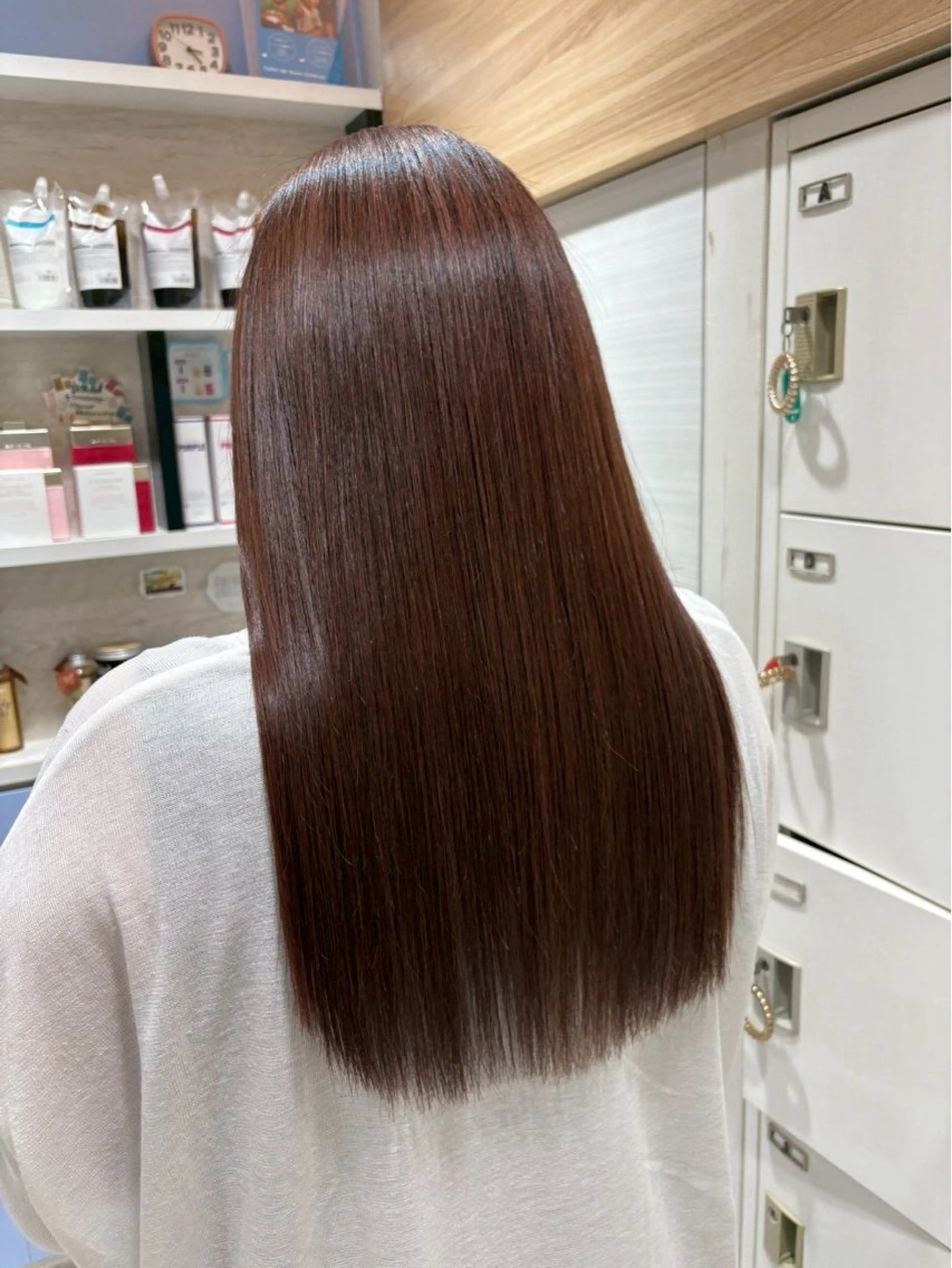 セミロング 秋山 空澄のヘアスタイル