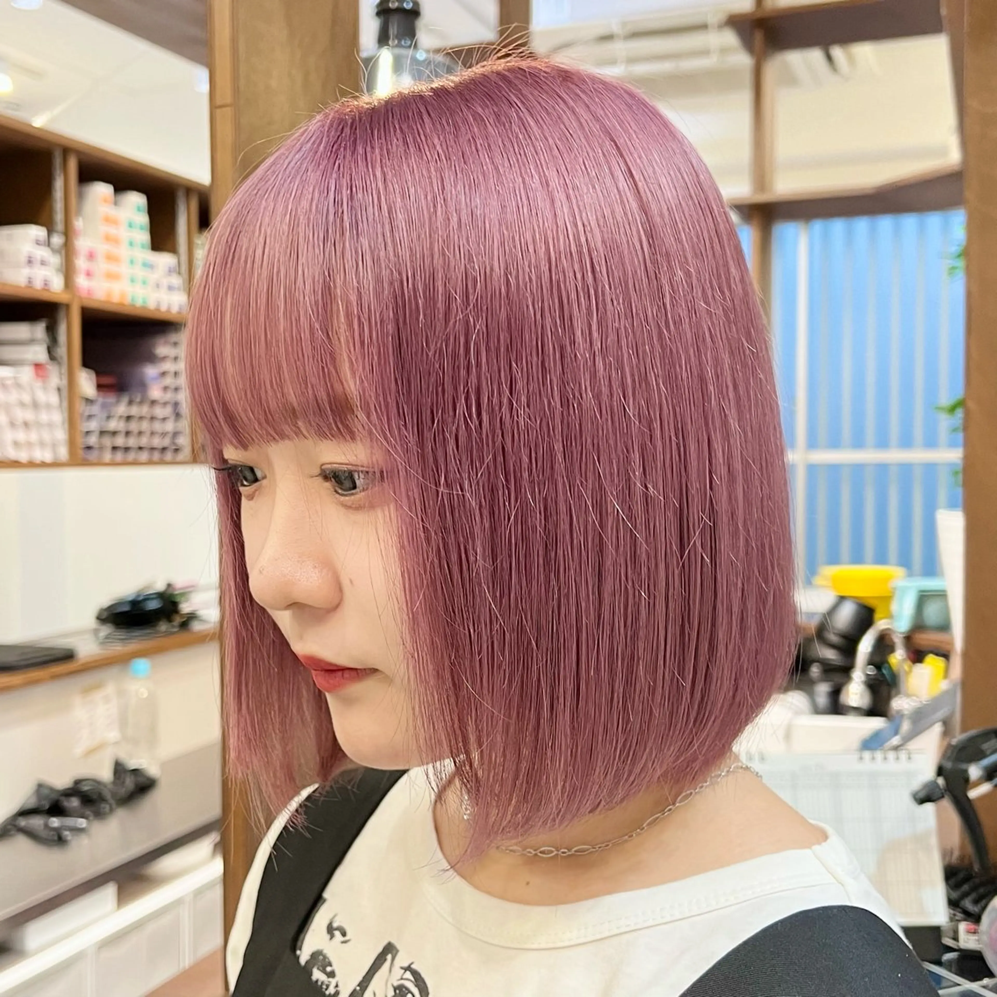 ショート カラー ブリーチ ヘアカラー Ami ブリーチ/ハイトーンのヘアスタイル