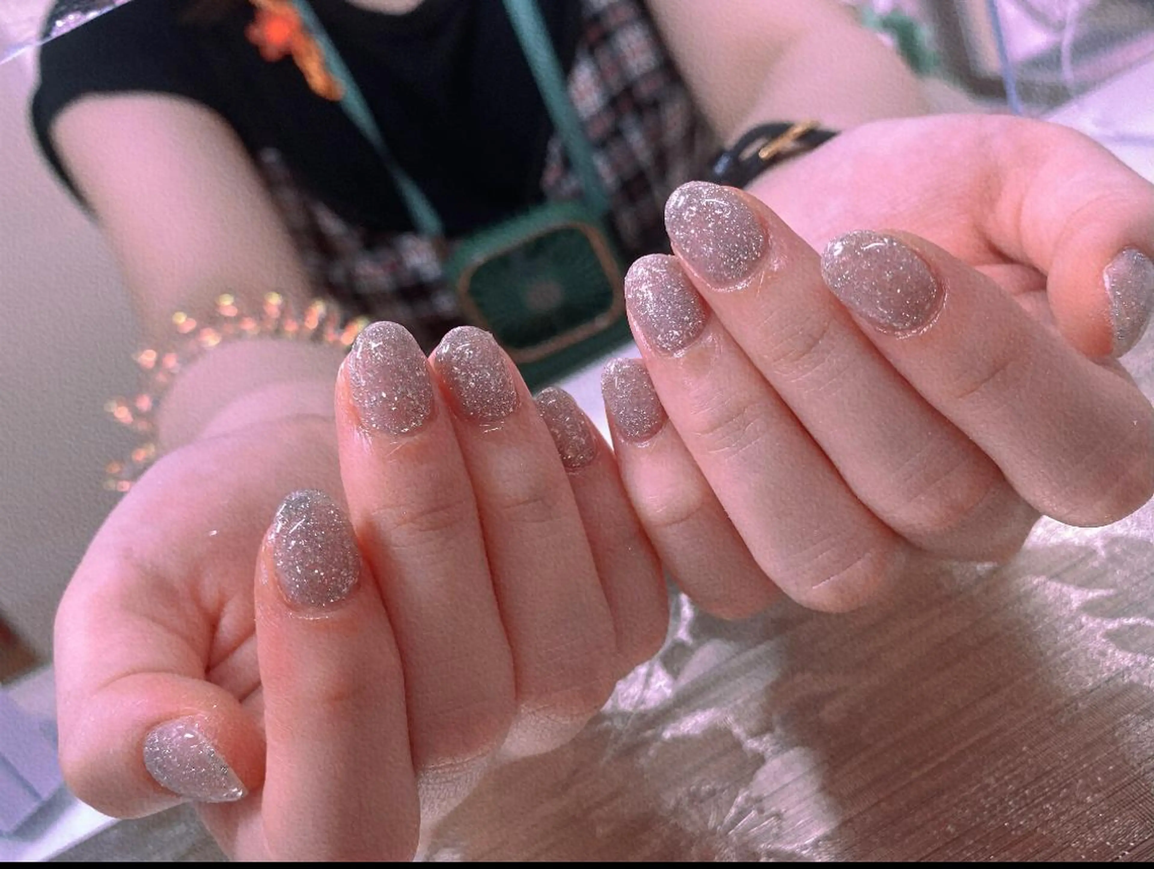 ネイル ハンドネイル I-nailロング /ワンホン/キラキラのネイルデザイン