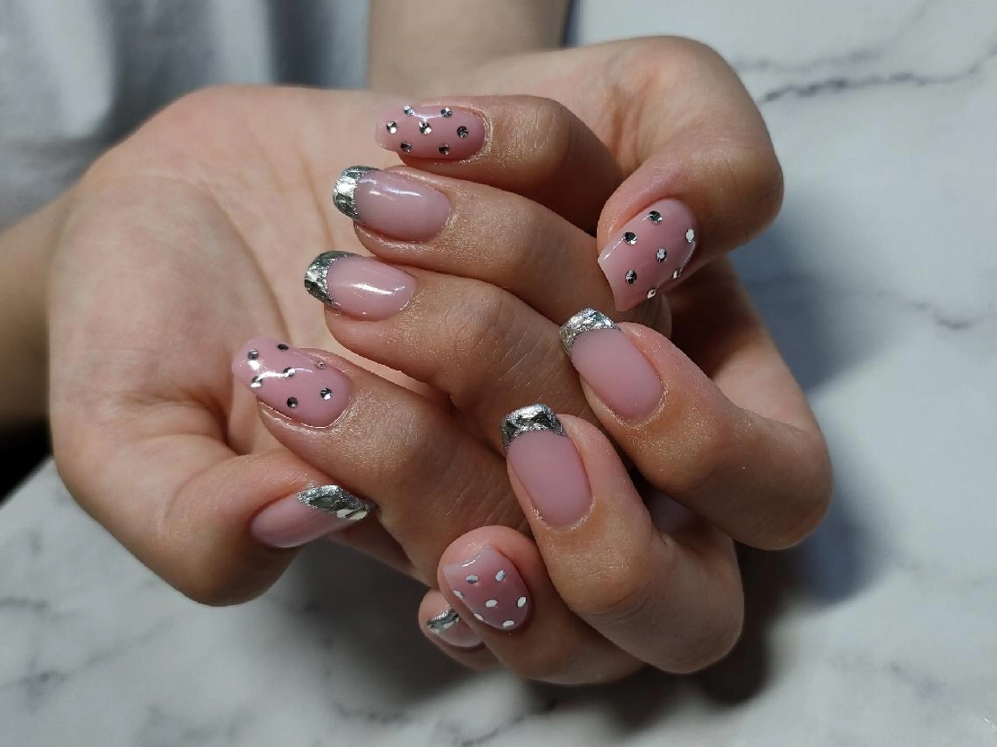 ネイル フレンチネイル ガラスフレンチ 平野 亜季のネイルデザイン