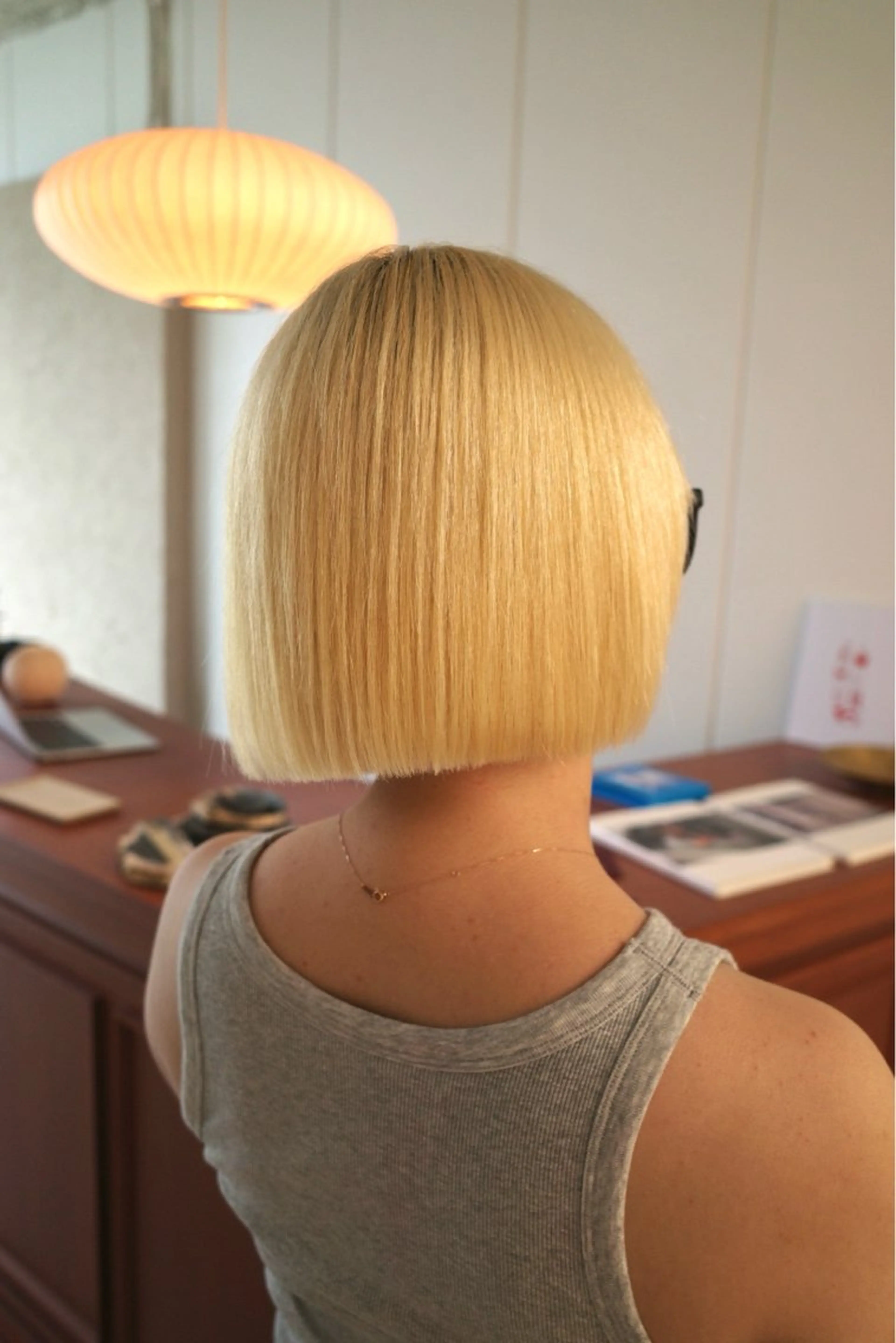 ミディアム ボブ mao/栄/tenn /暖色/ハイトーンのヘアスタイル