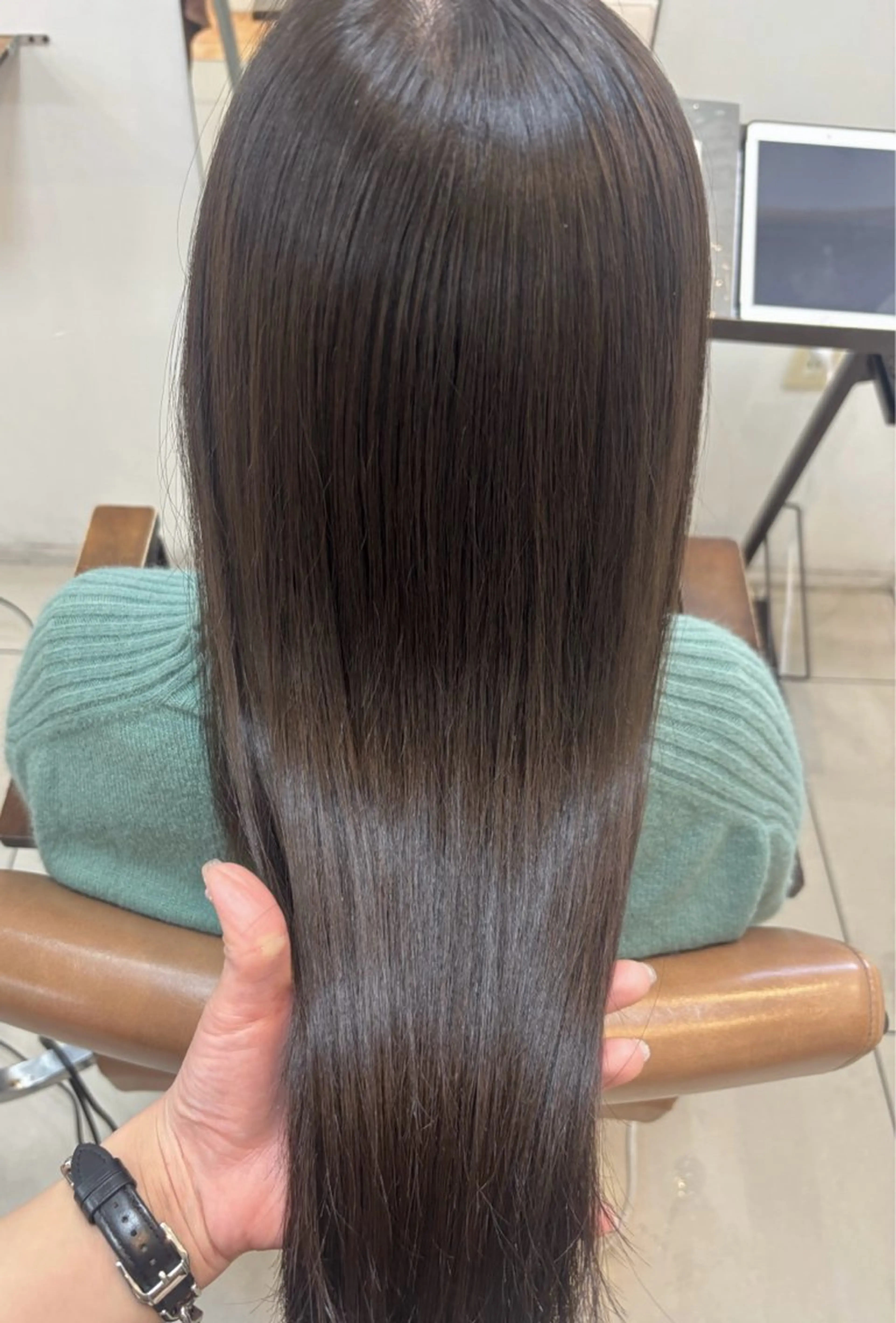 セミロング カラー アッシュ カット ヘアカラー トリートメント 頭皮×髪質改善 透明感カラー💎中村のヘアスタイル