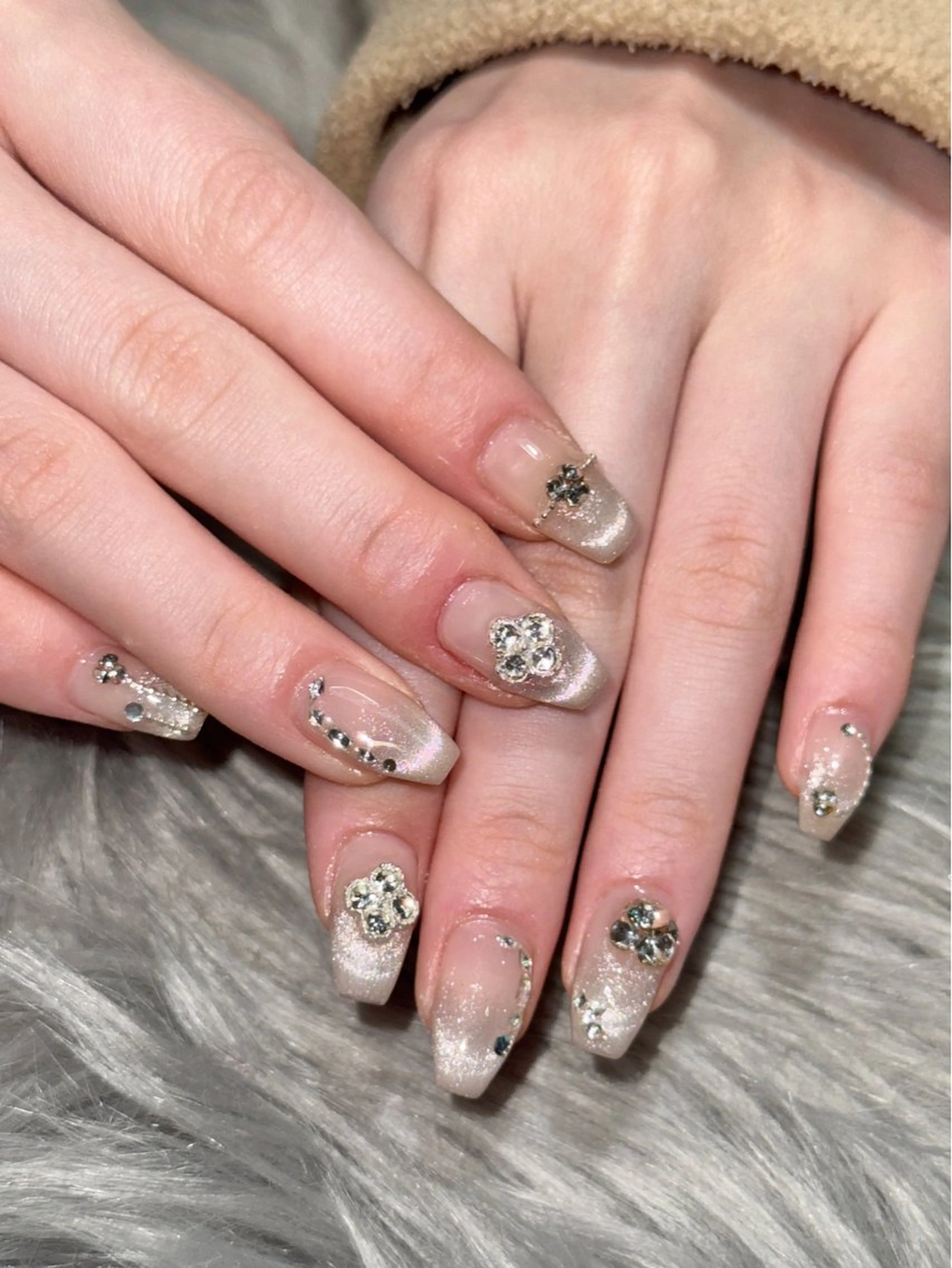 ネイル ハンドネイル Momoka 🍑🎀のネイルデザイン