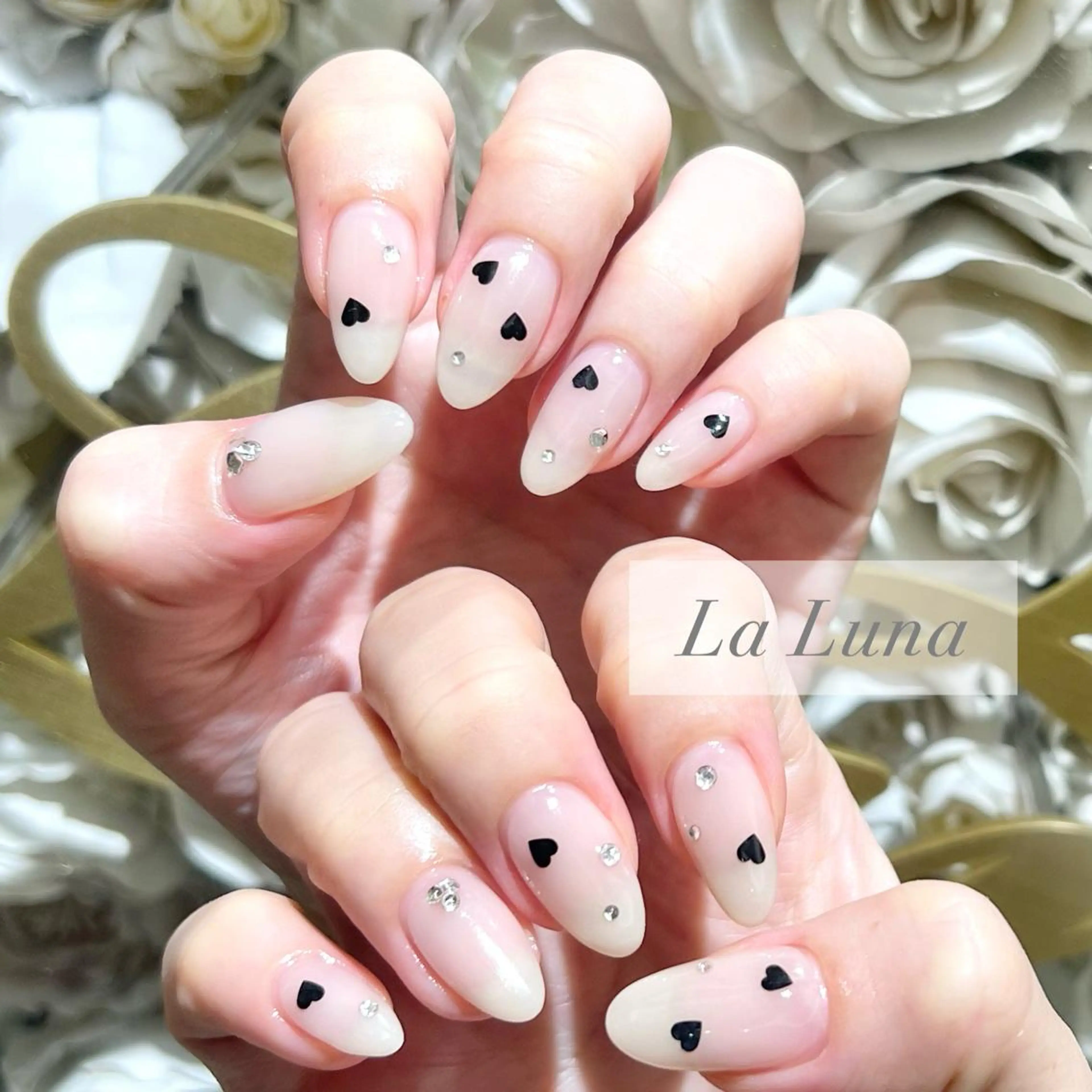 ネイル ハンドネイル ＬａＬｕｎａ🌙 Natsukiのネイルデザイン