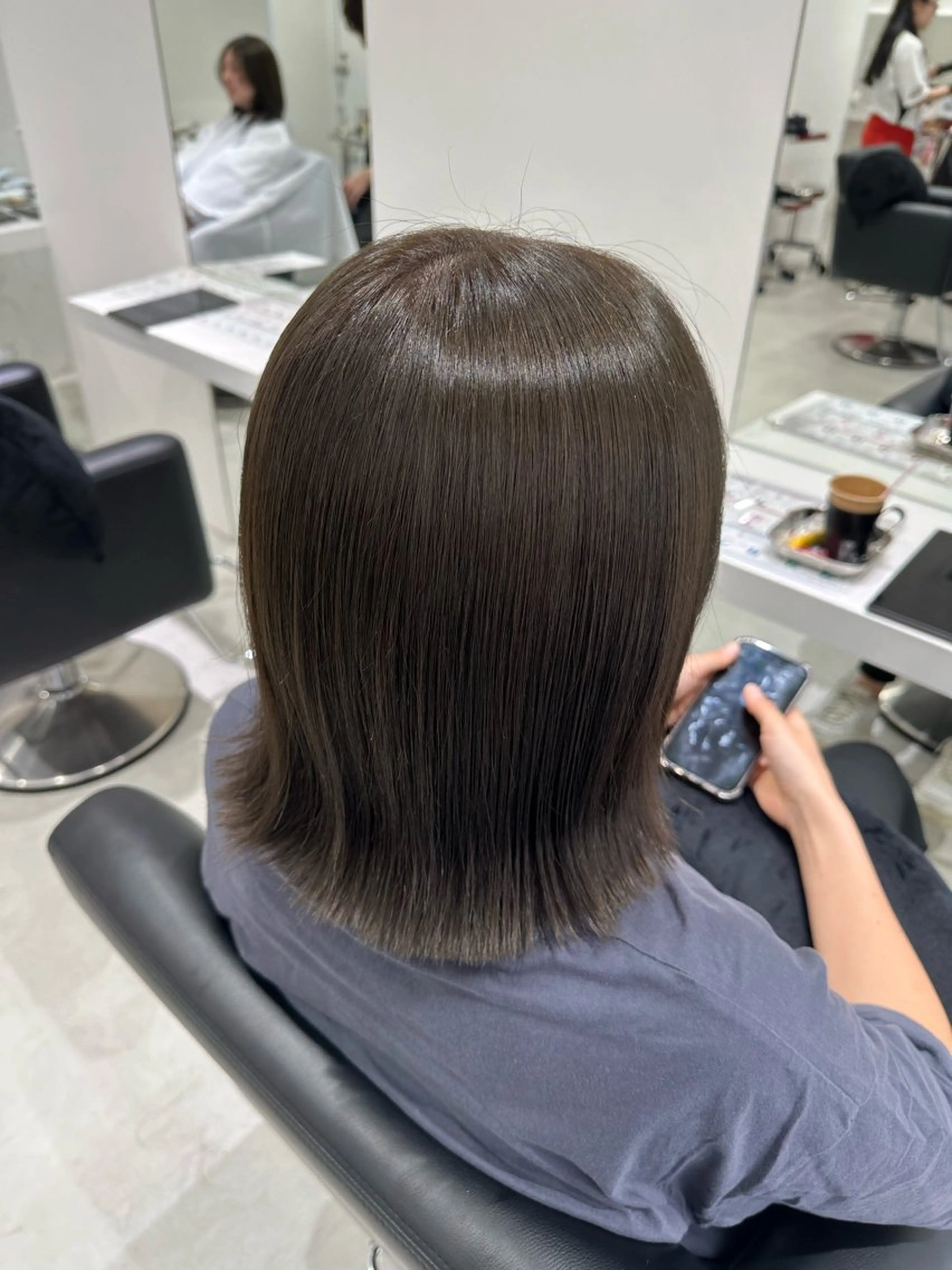 ミディアム カット ヘアカラー トリートメント ヘアセット やま/トレンドカラー /カットのヘアスタイル