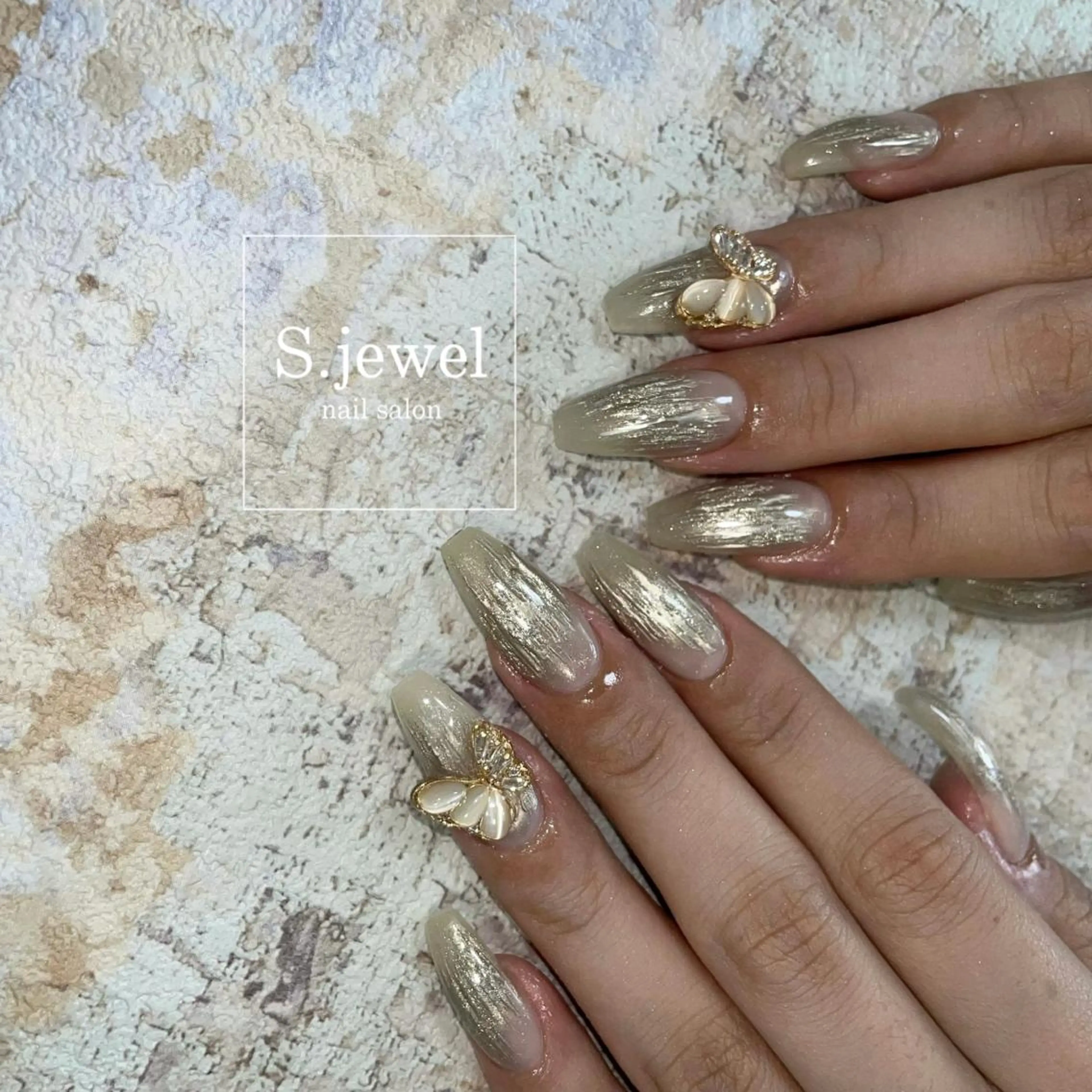 ネイル S. JEWELのネイルデザイン