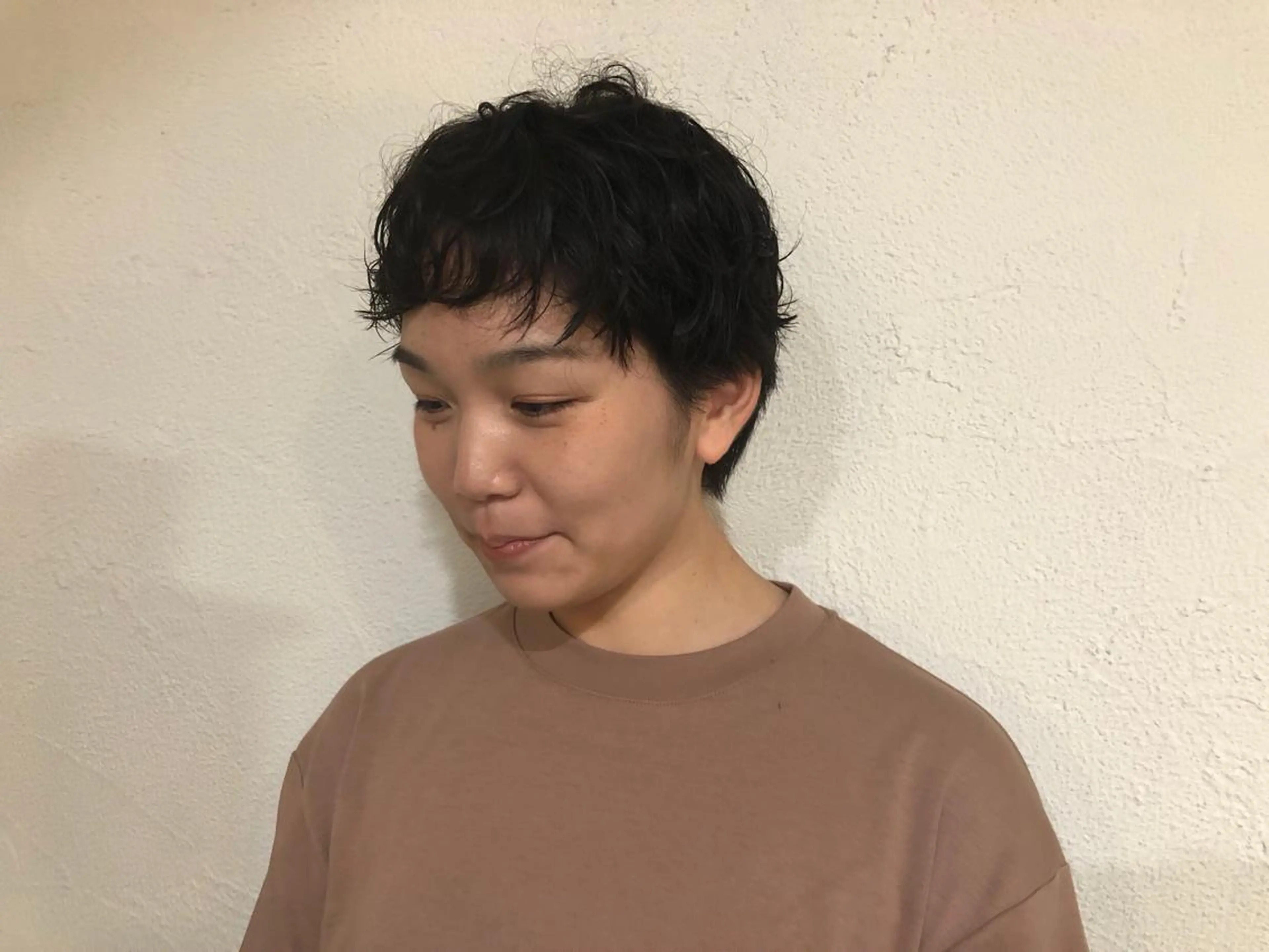 ショート パーマ オン眉 カット パーマ パ ルのヘアスタイル