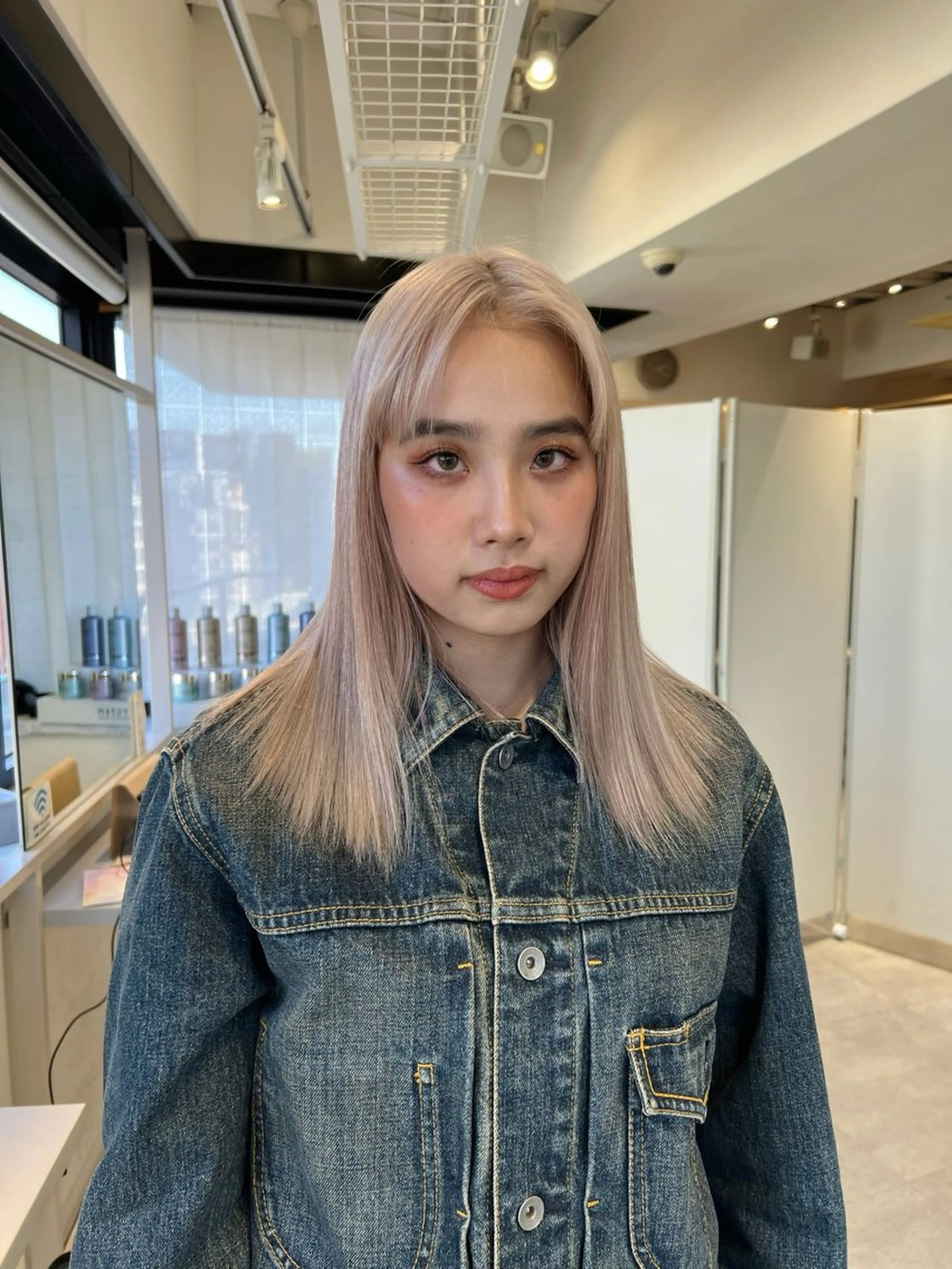 ロング ヘアカラー トリートメント デザイン🥇複雑履歴 ハイトーン特化のヘアスタイル