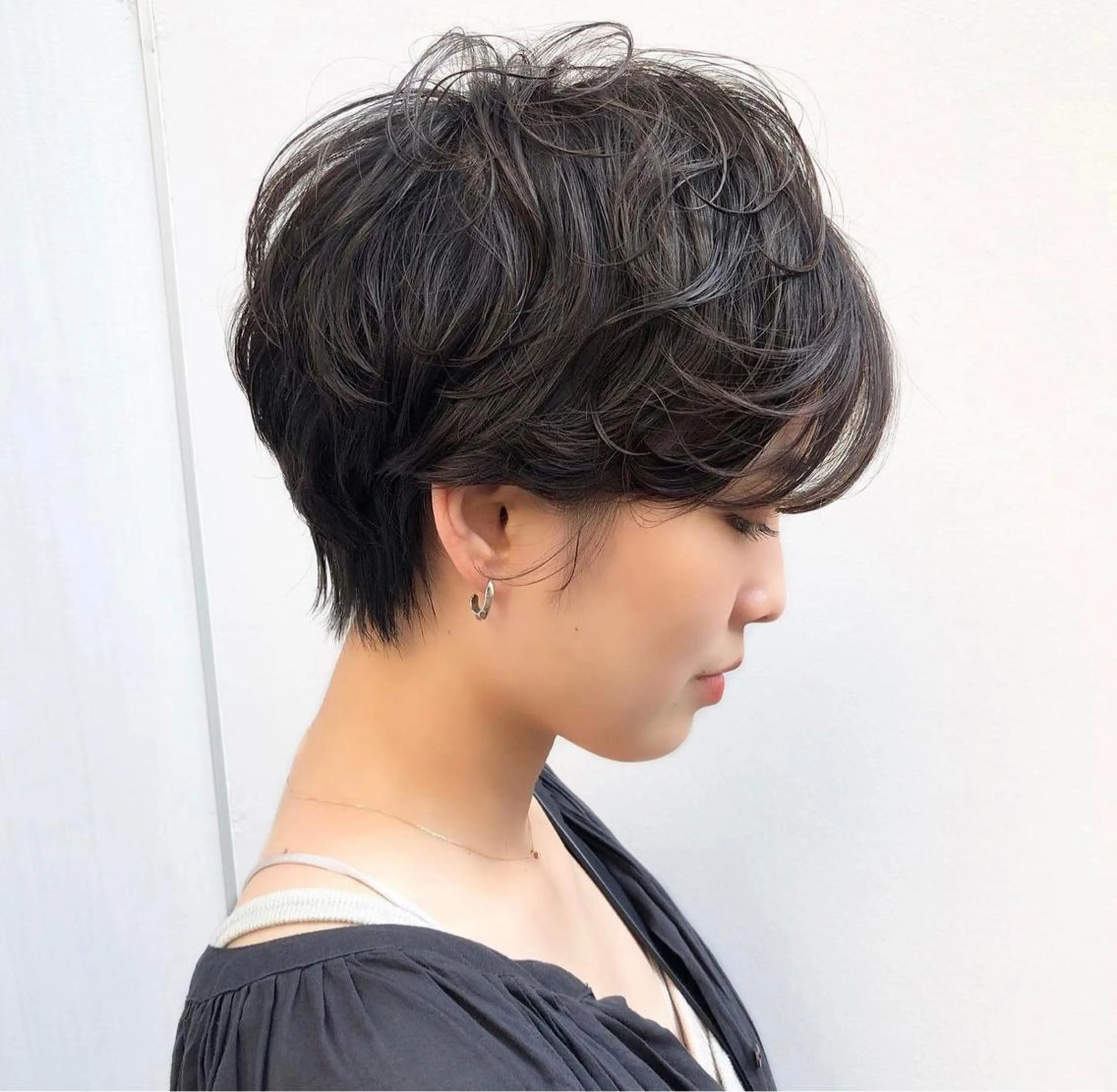 ショート パーマ 星野 菜月のヘアスタイル