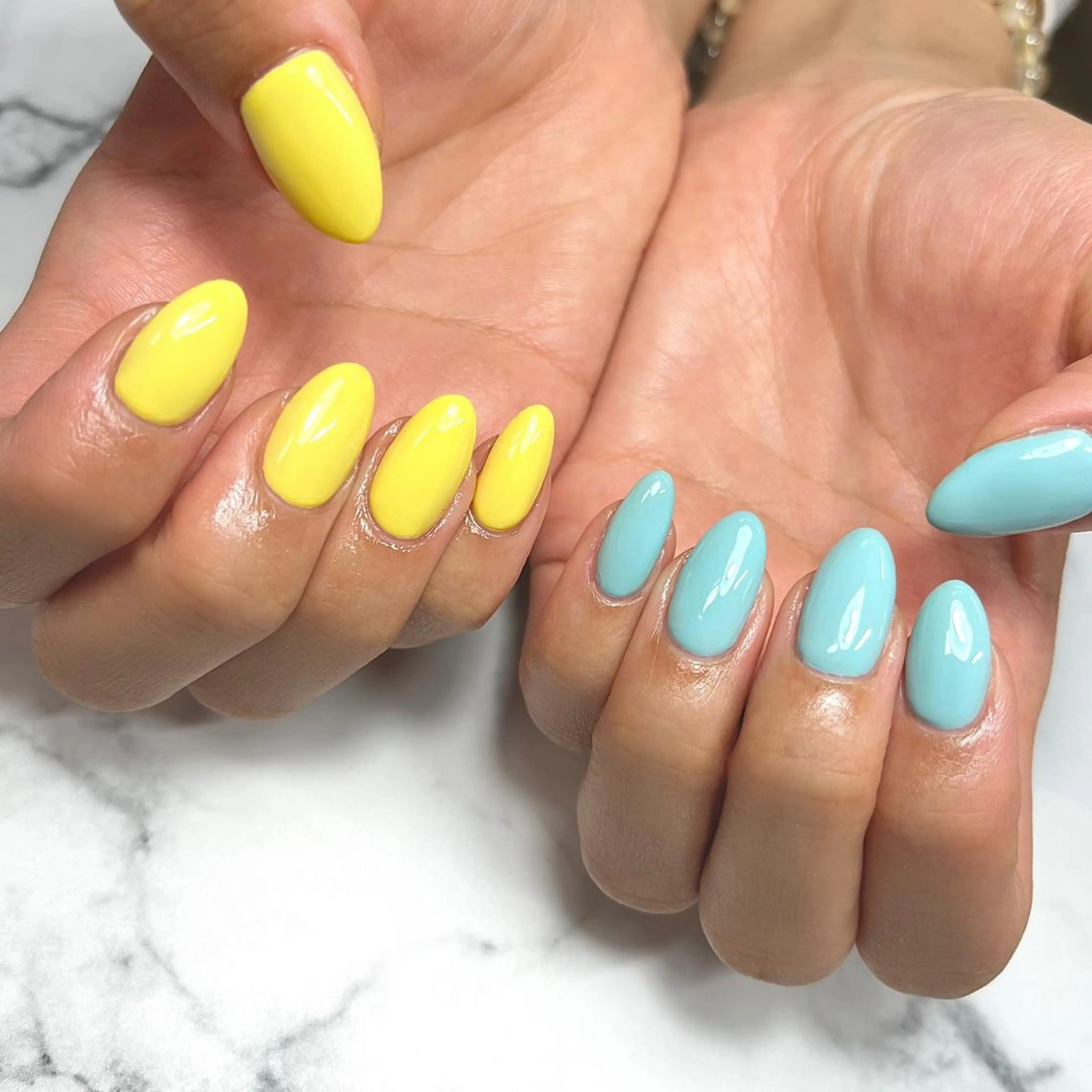 ネイル ブルー ジェルネイル 水色 持ち込み オフィスネイル ハンドネイル NAIL NOWのネイルデザイン