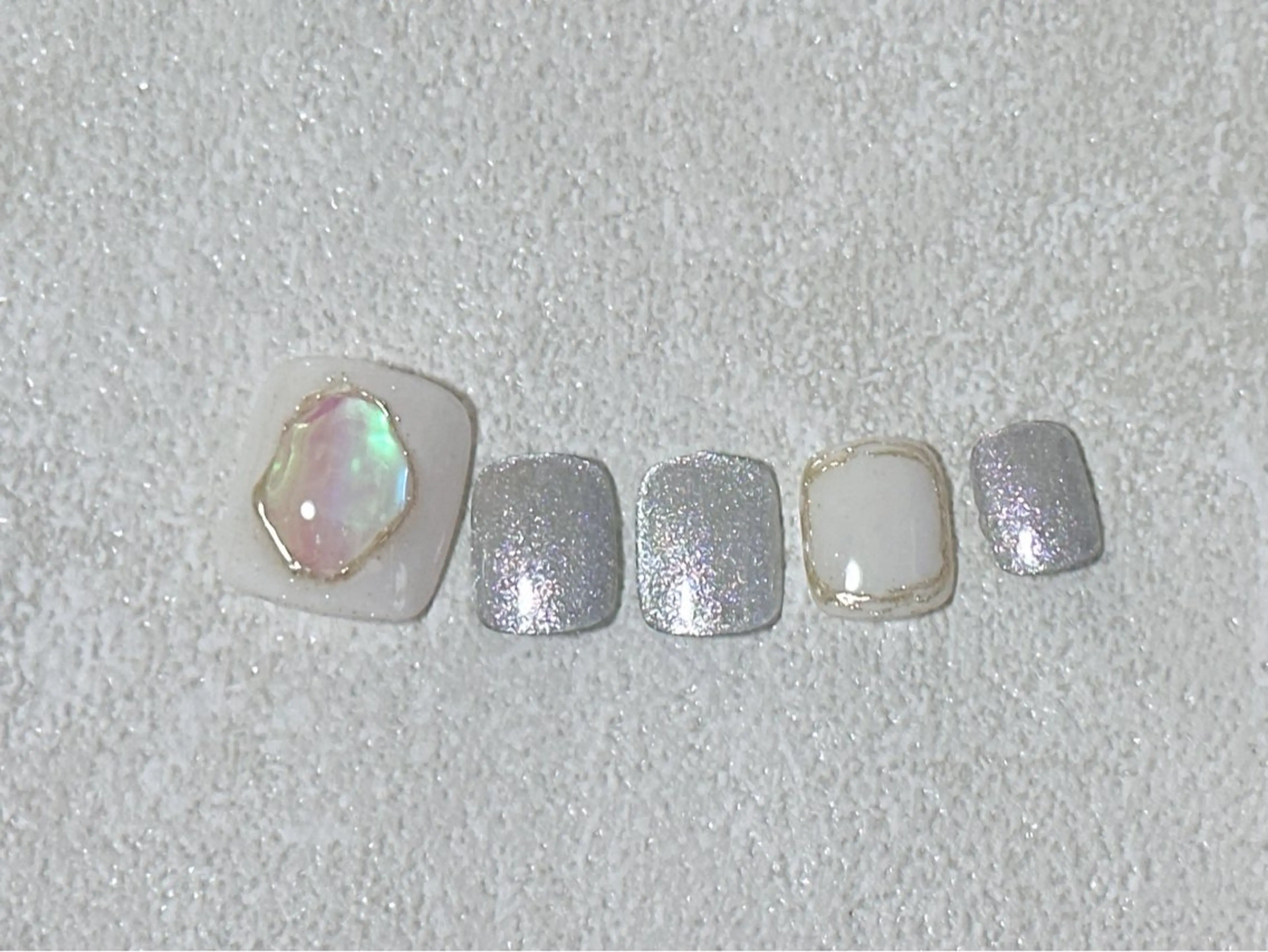 ネイル フットネイル ジェルネイル パラジェル 夏ネイル フットネイル kiki nail &brow二子玉川の眉毛・アイブロウイメージ