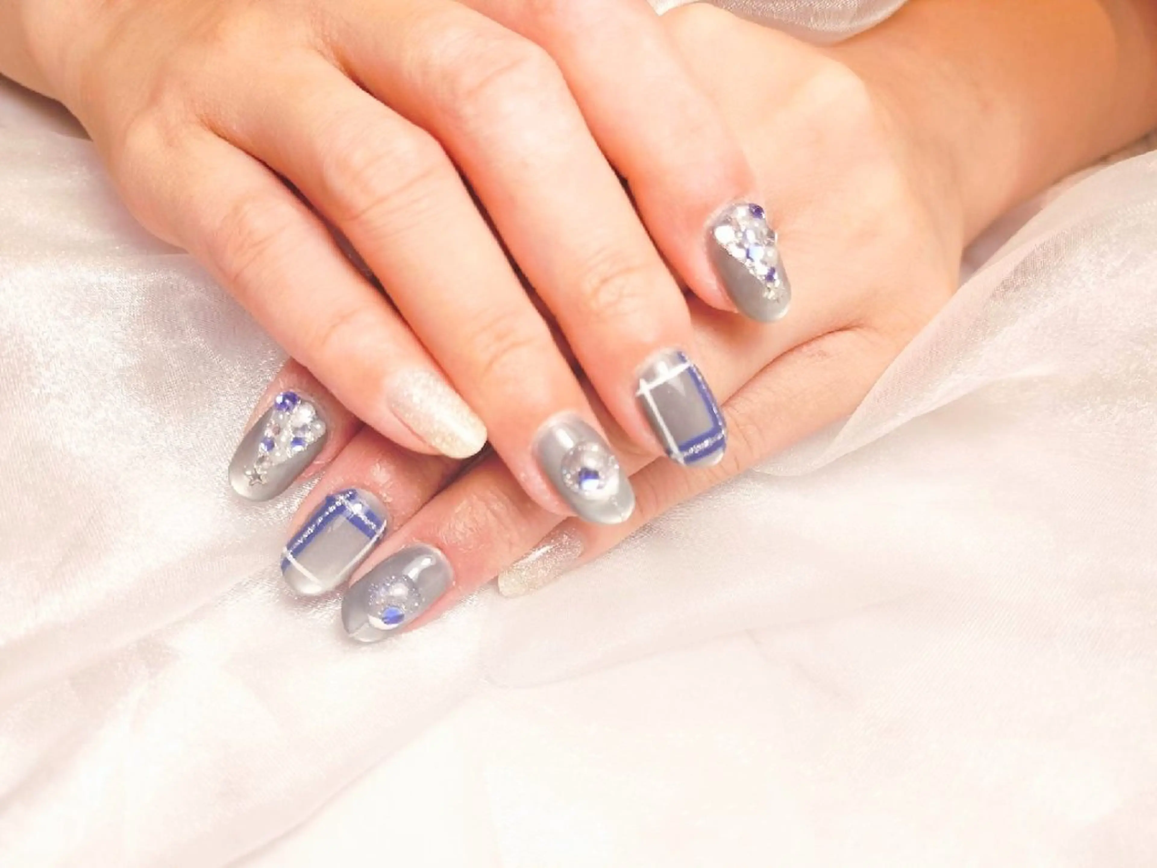 ネイル ハンドネイル 三田 帆乃佳のネイルデザイン