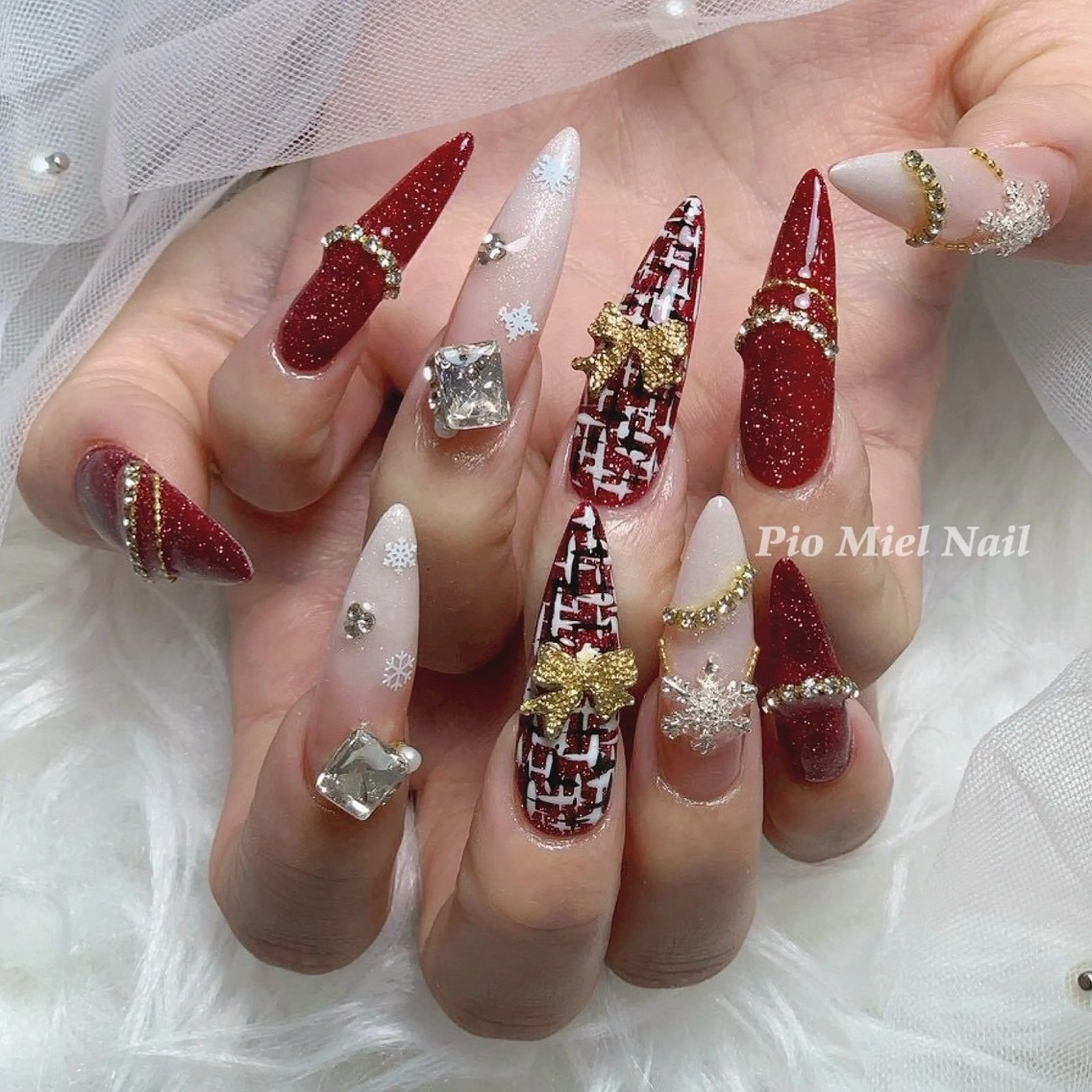 ネイル ボルドー フレンチネイル 韓国ネイル ニュアンスネイル ワンカラーネイル ハンドネイル HANA 長さだしのネイルデザイン