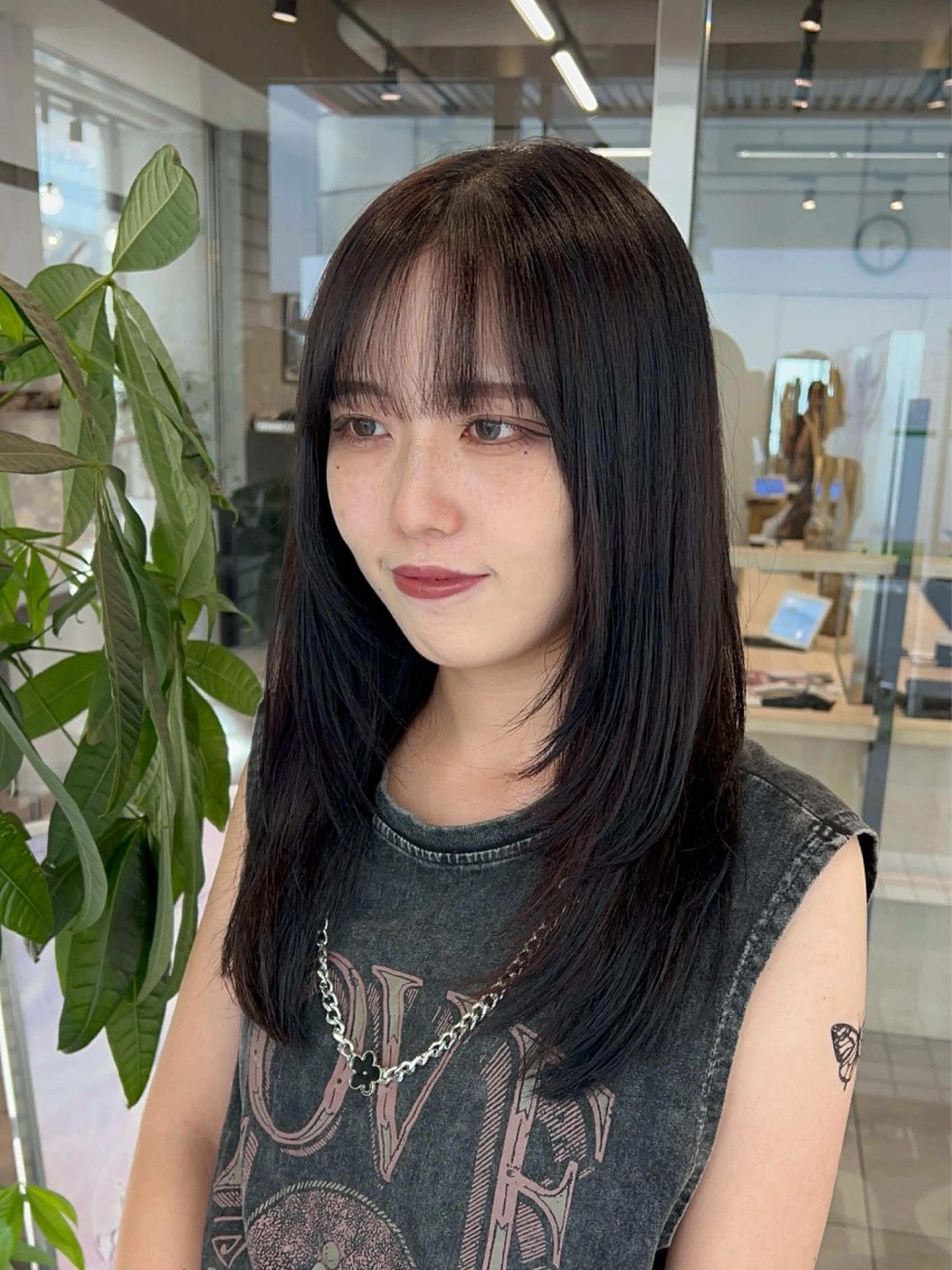 セミロング カット 🌞レイヤー×カラー 前川那津美🌞のヘアスタイル