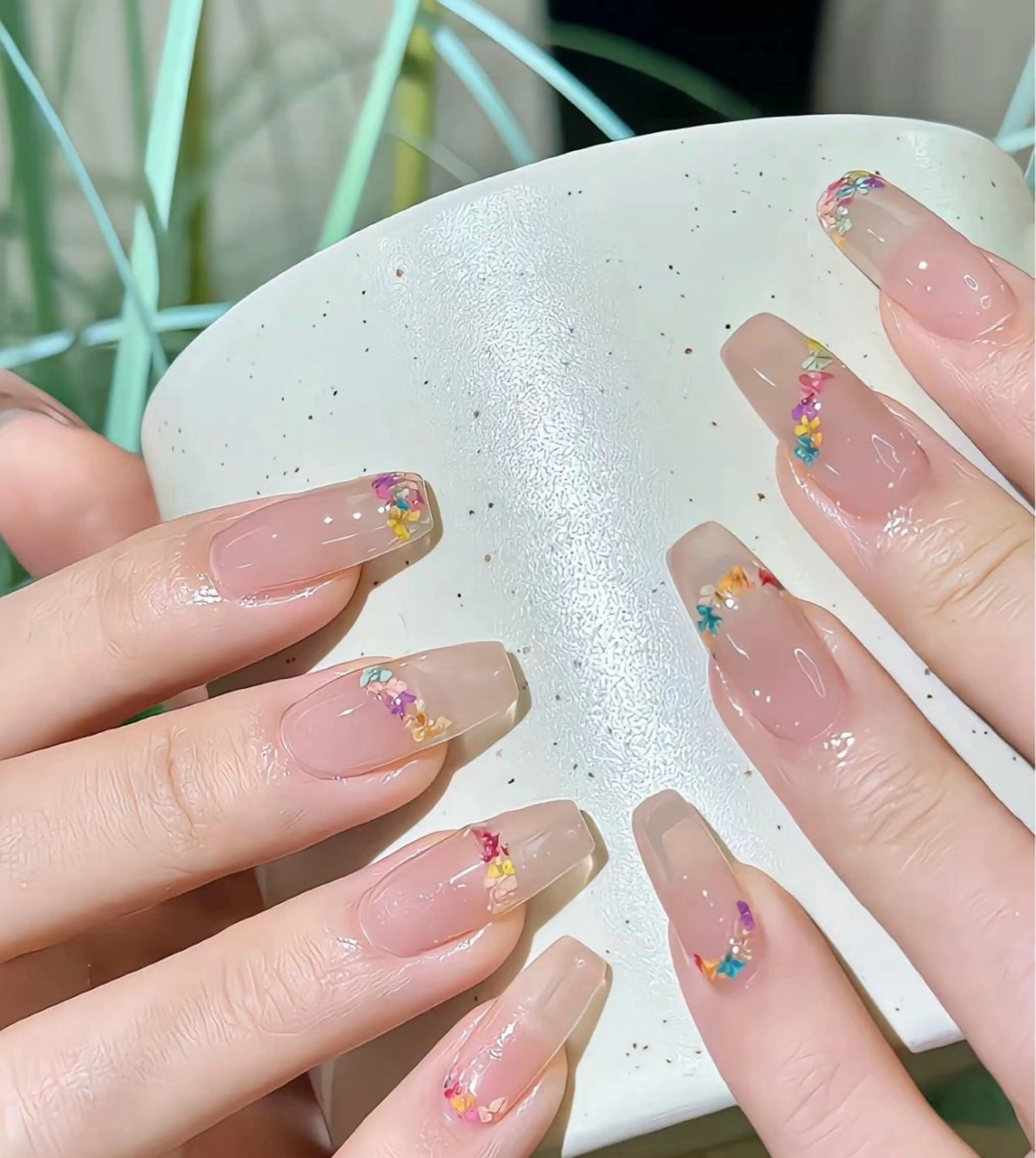 ネイル 長さ出し フットネイル フレンチネイル ジェルネイル ガラスフレンチ シン アモンのネイルデザイン