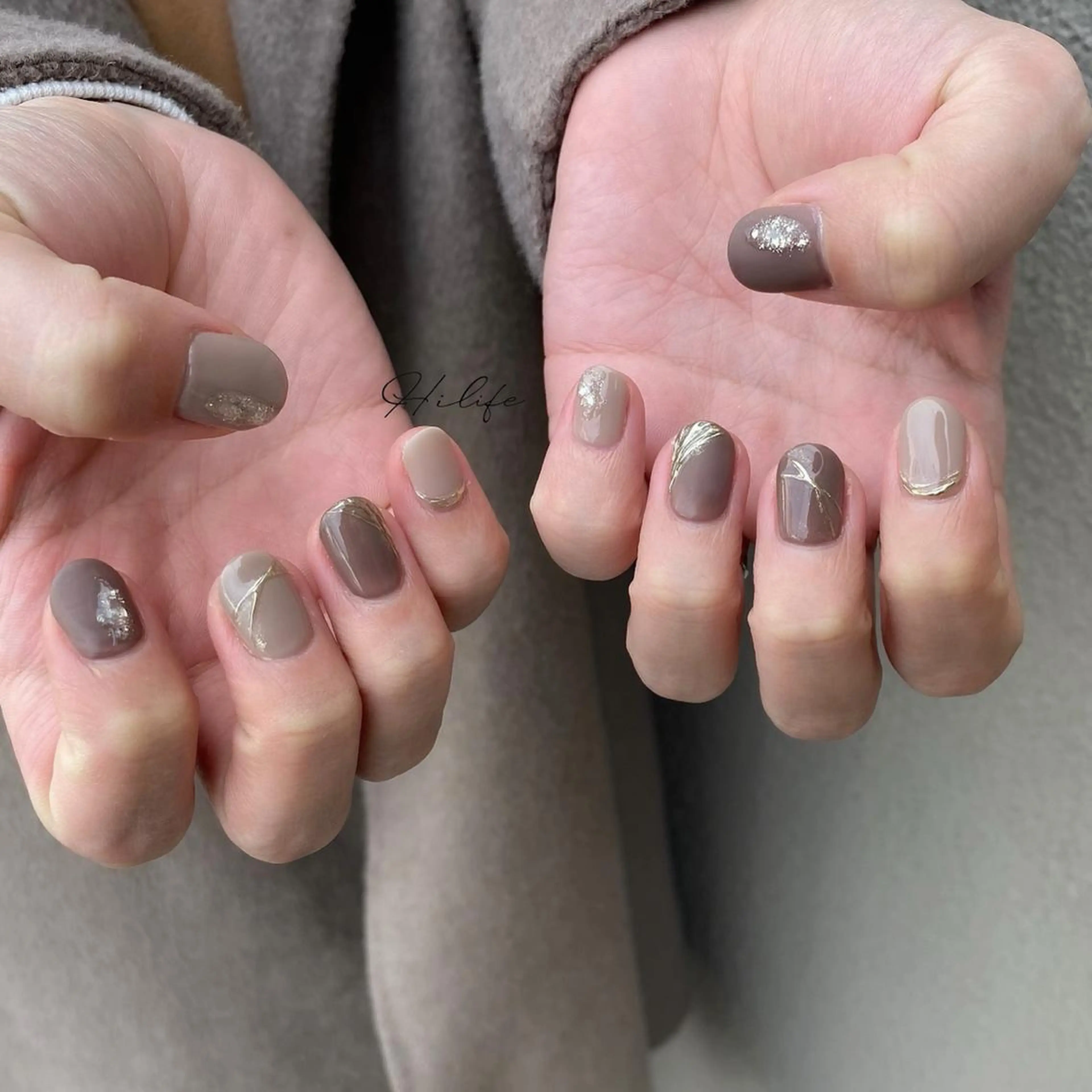 ネイル マットネイル ミラーネイル Nail Adore.のネイルデザイン