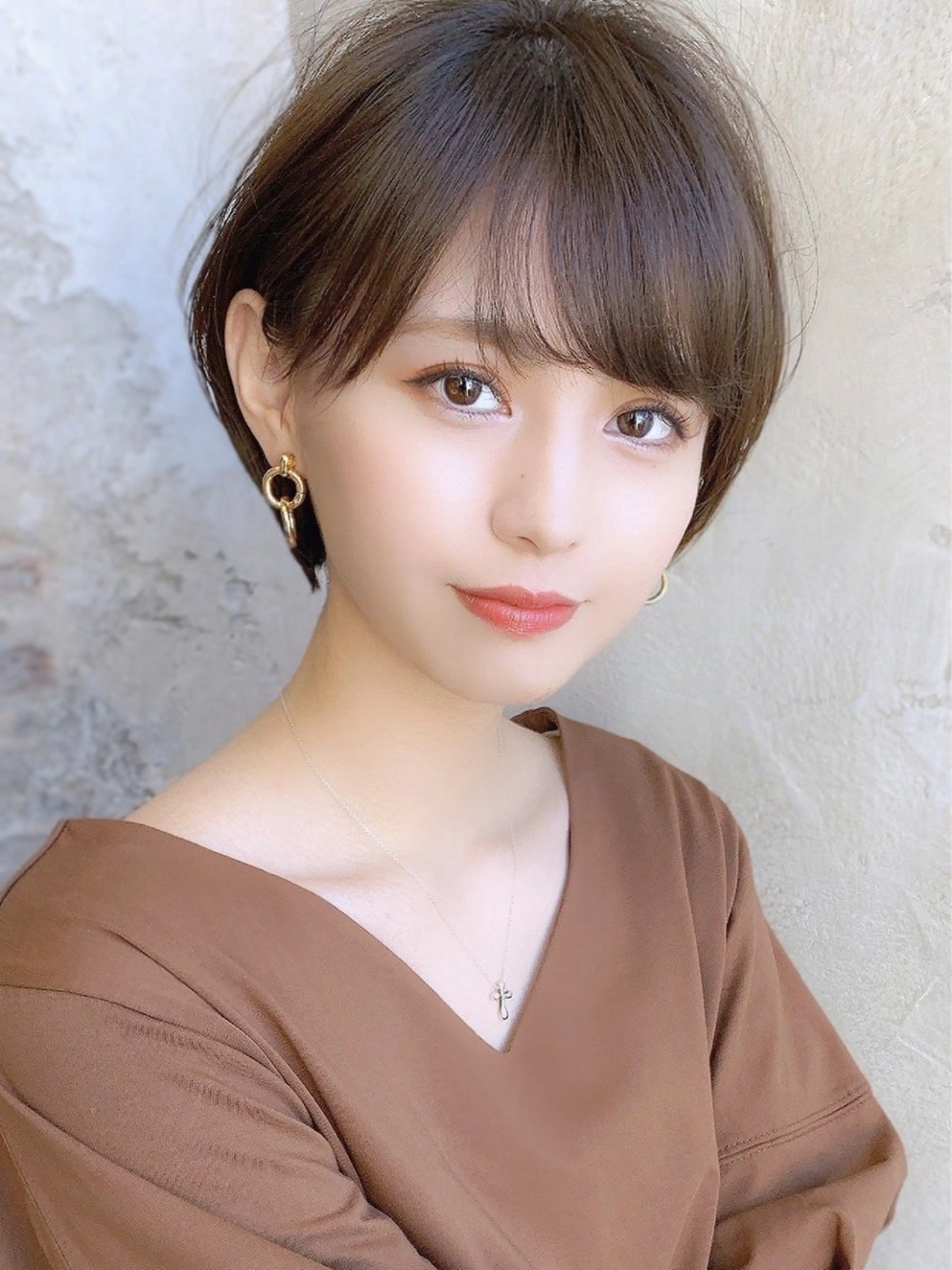 ショート カラー カット ヘアカラー トリートメント 💍新宿ショート 💍岩田莉奈のヘアスタイル