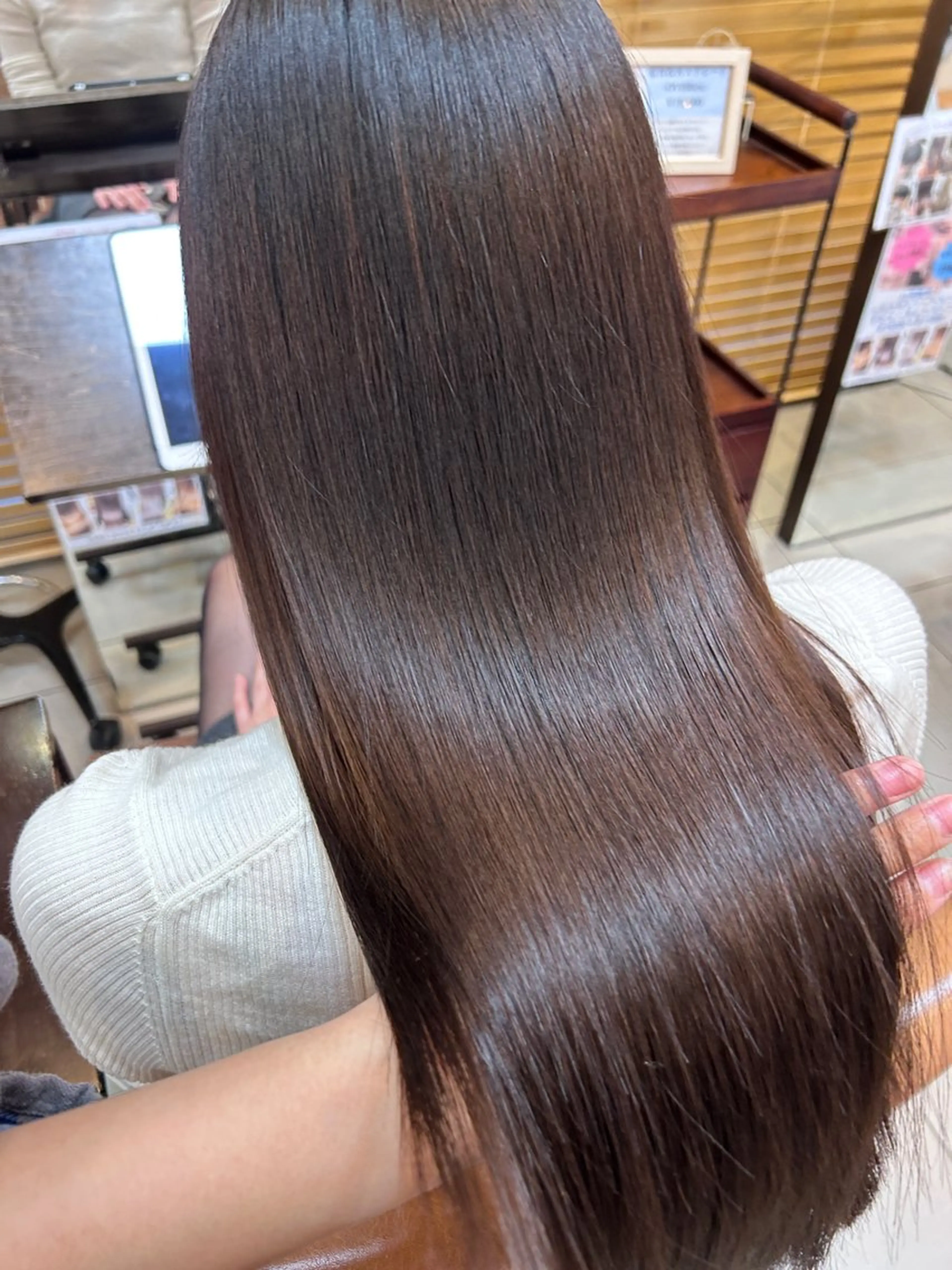ロング トリートメント 阪田 真奈未のヘアスタイル