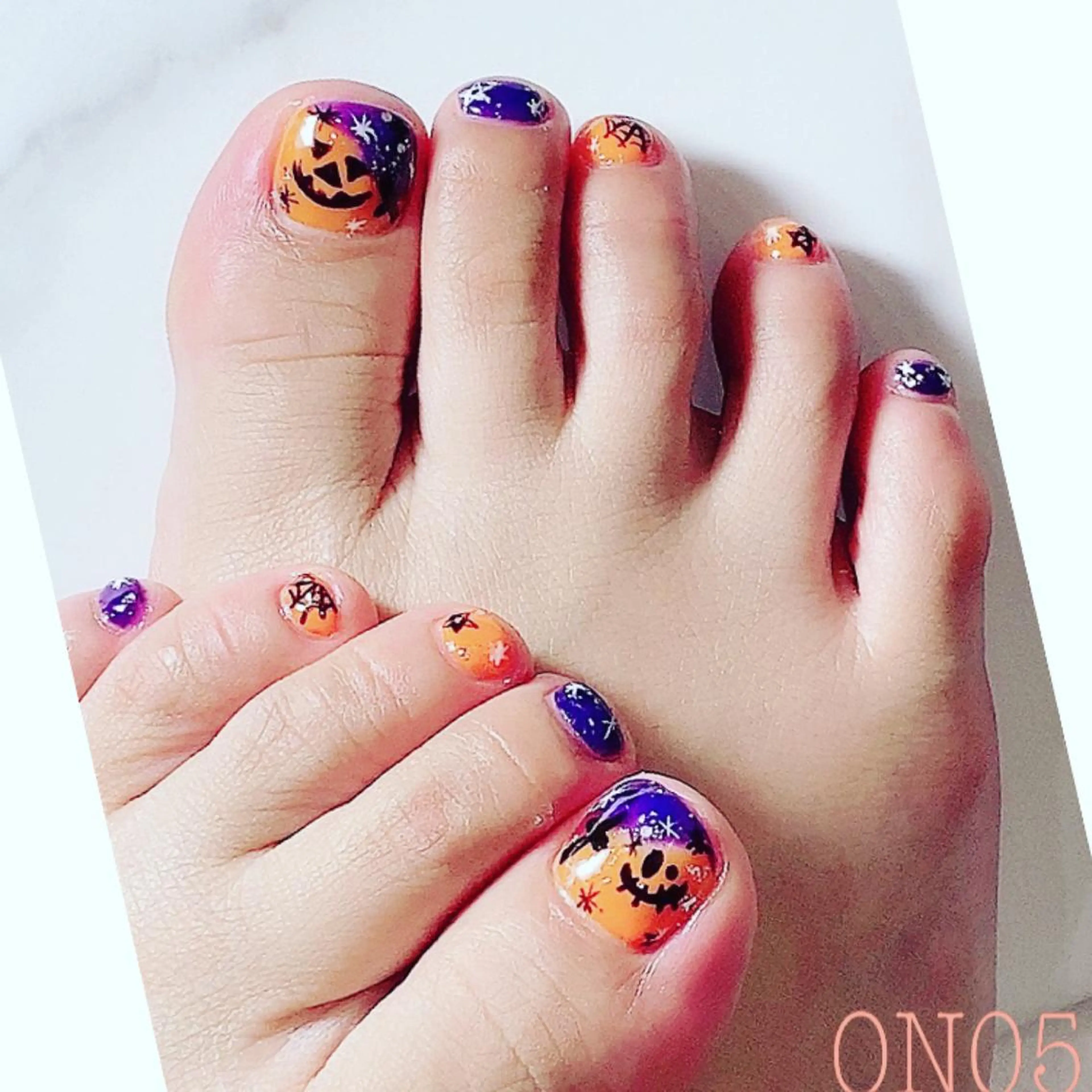 ネイル 園 寛子 （ネイリスト）のネイルデザイン