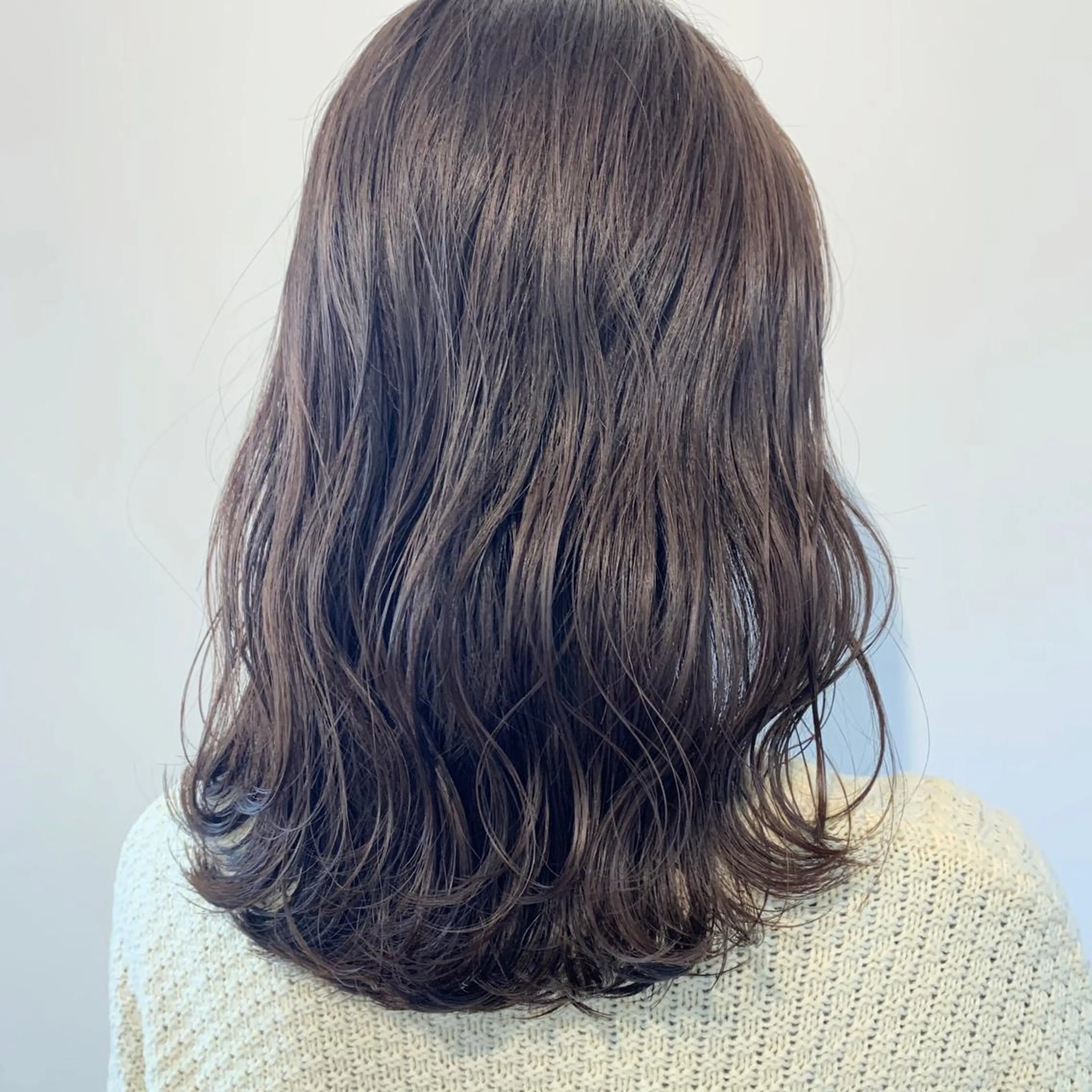 ミディアム TopStylist 板花絵里のヘアスタイル