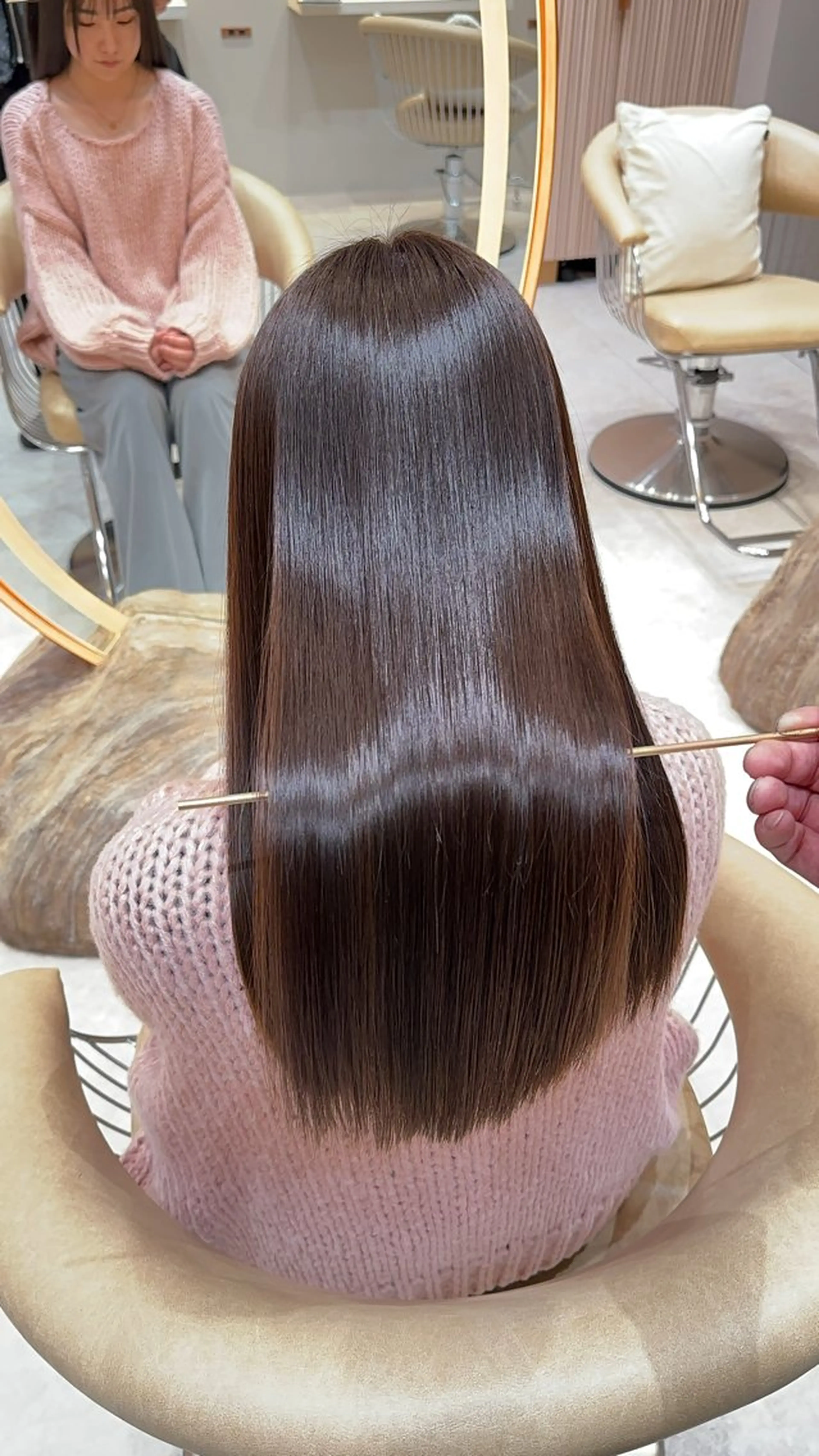 セミロング カット ヘアカラー 縮毛矯正 レイヤー❣️縮毛矯 川村利幸のヘアスタイル