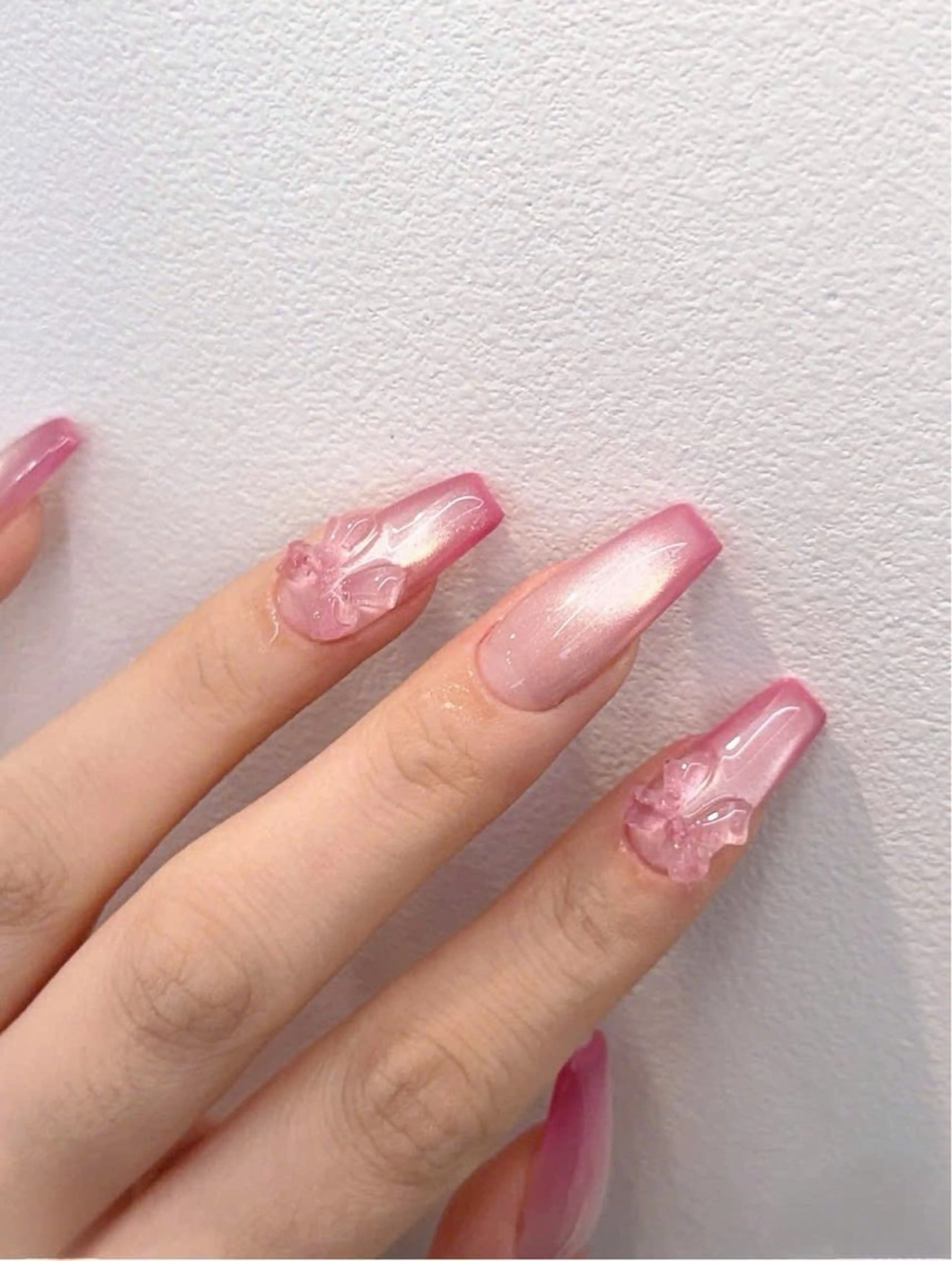 ネイル キラキラネイル マグネットネイル ぷっくりネイル 春ネイル ワンホンネイル ハンドネイル Candy Nailのネイルデザイン