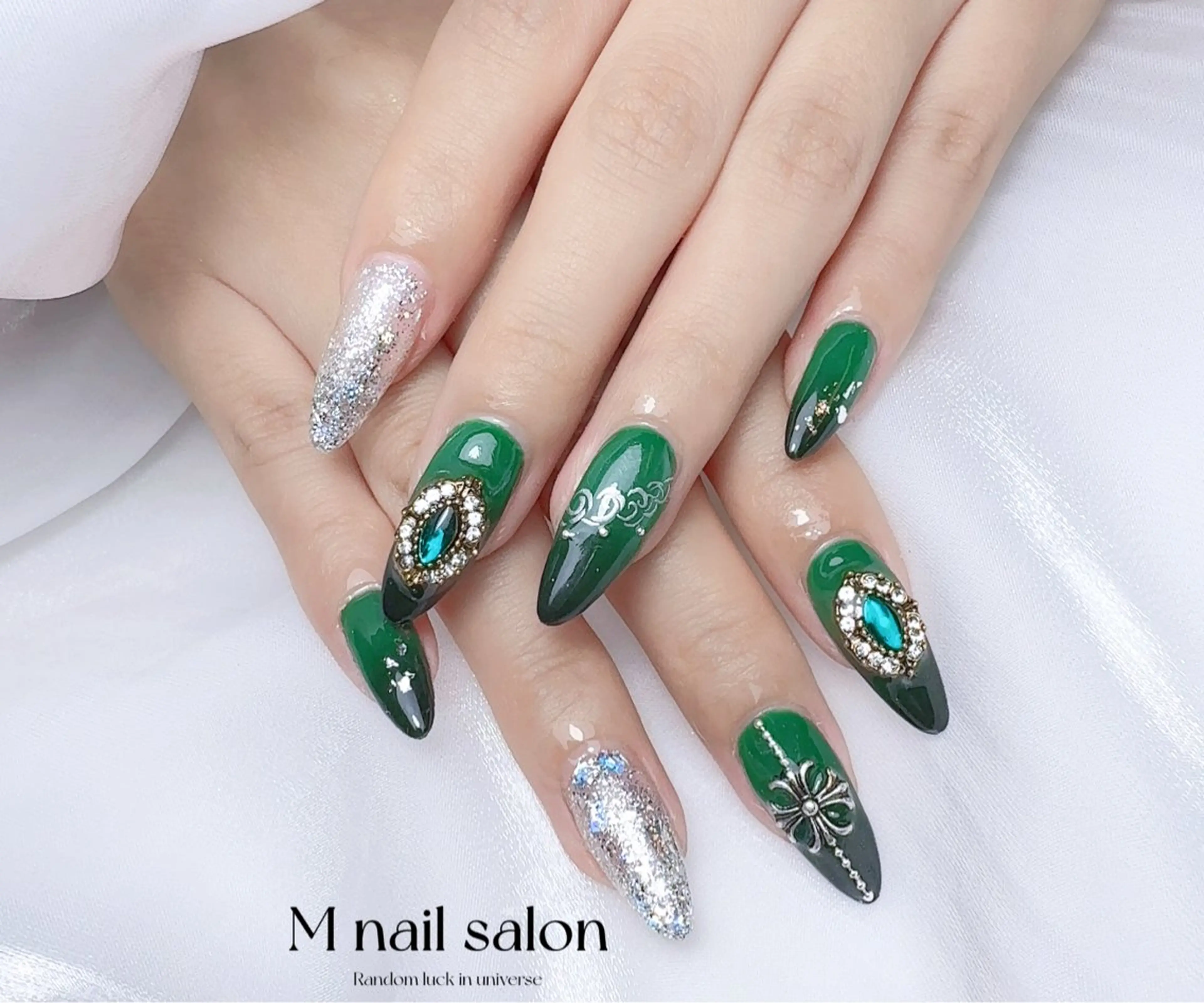 ネイル ハンドネイル M🌷nail 長さだし専門店のネイルデザイン