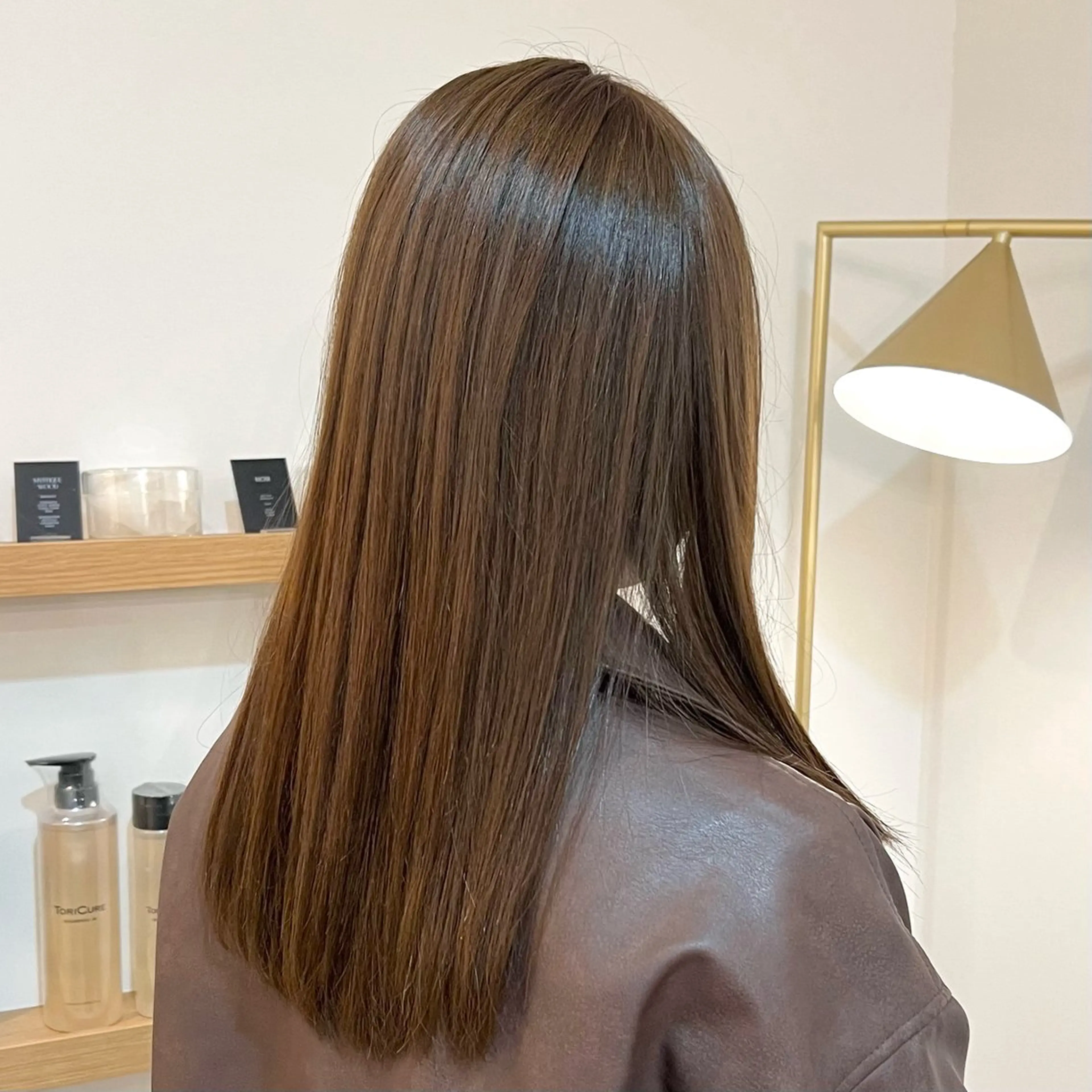 セミロング カラー ベージュカラー ブリーチ 透明感カラー ダブルカラー グレージュ ヘアカラー 艶カラー/透明感 /ヒグチアオイのヘアスタイル