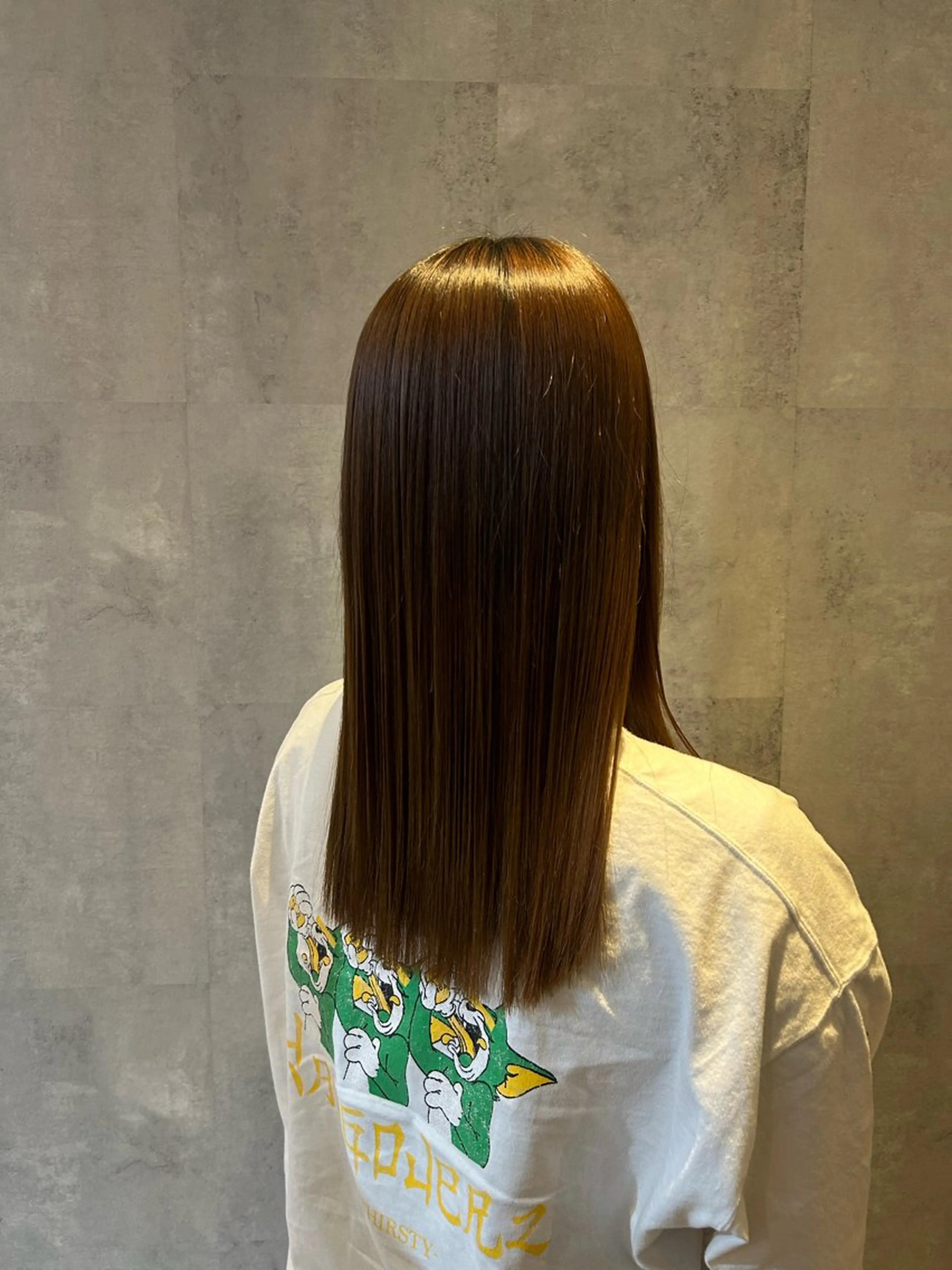 ミディアム 縮毛矯正 渡邉 風月のヘアスタイル