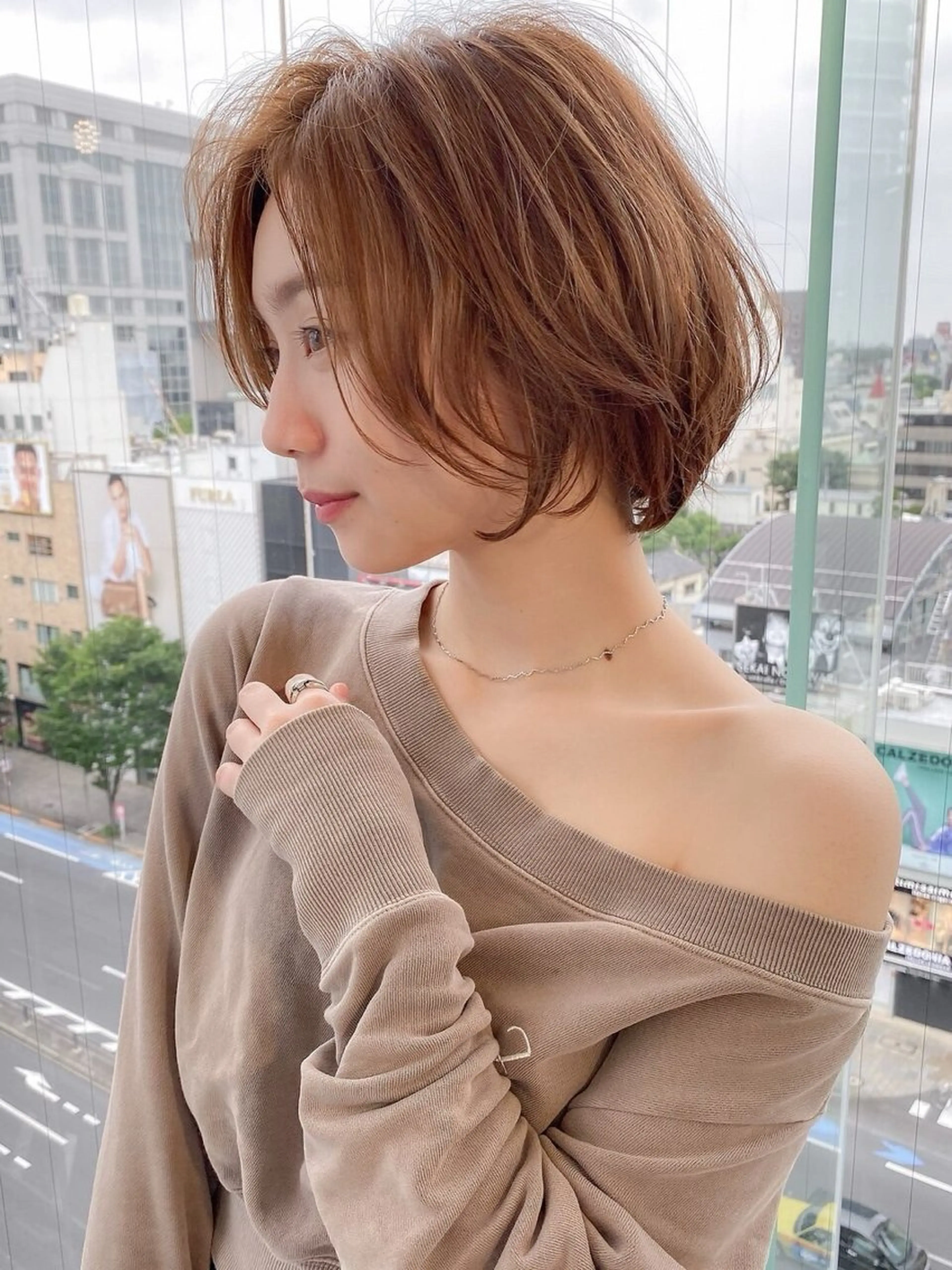 ミディアム カット ヘアカラー トリートメント Hello by Sea所属・レイヤー/艶髪/ボブ /くびれ/伊藤　勇司のヘアスタイル