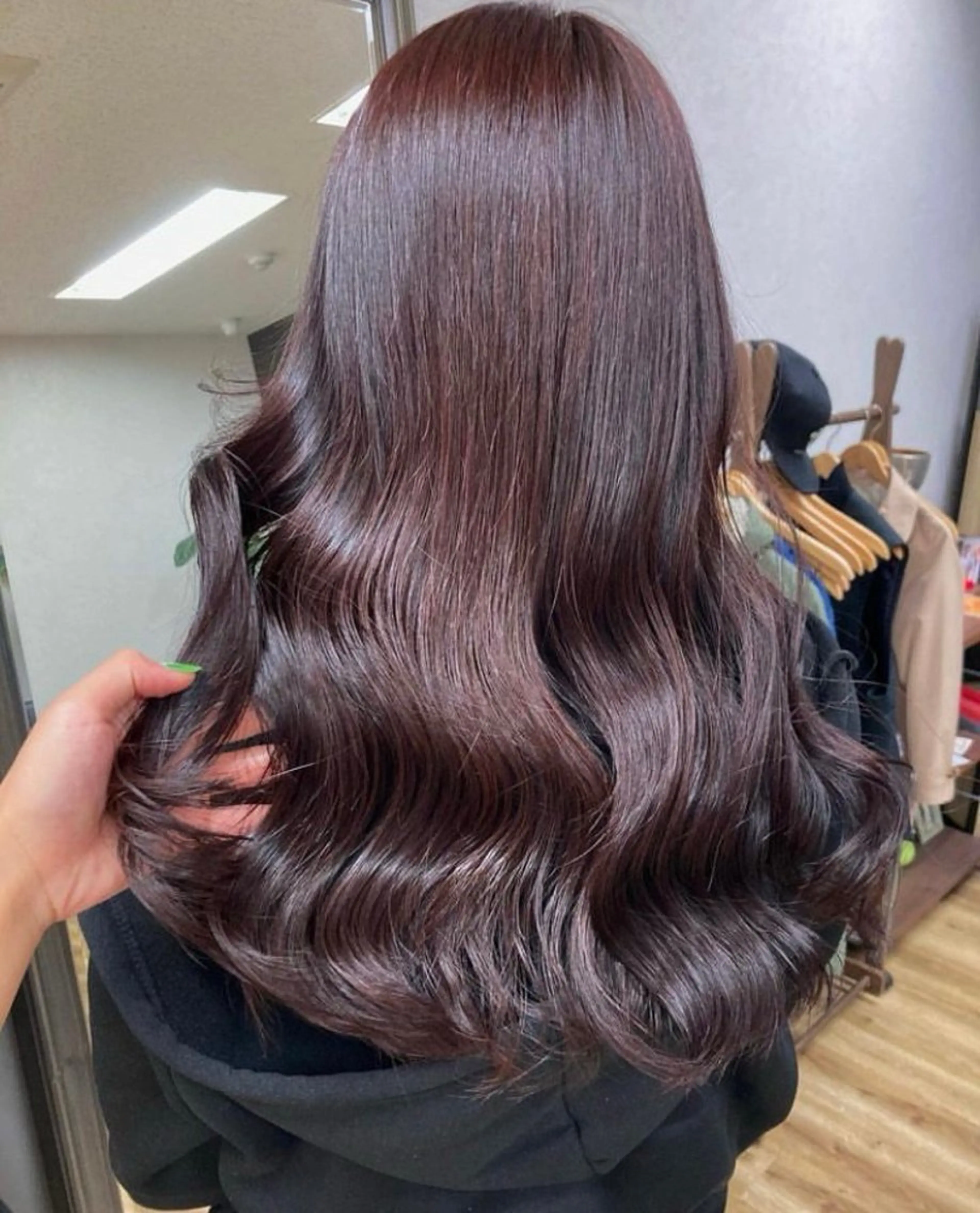 ロング ヘアカラー トリートメント LuLu maoのヘアスタイル
