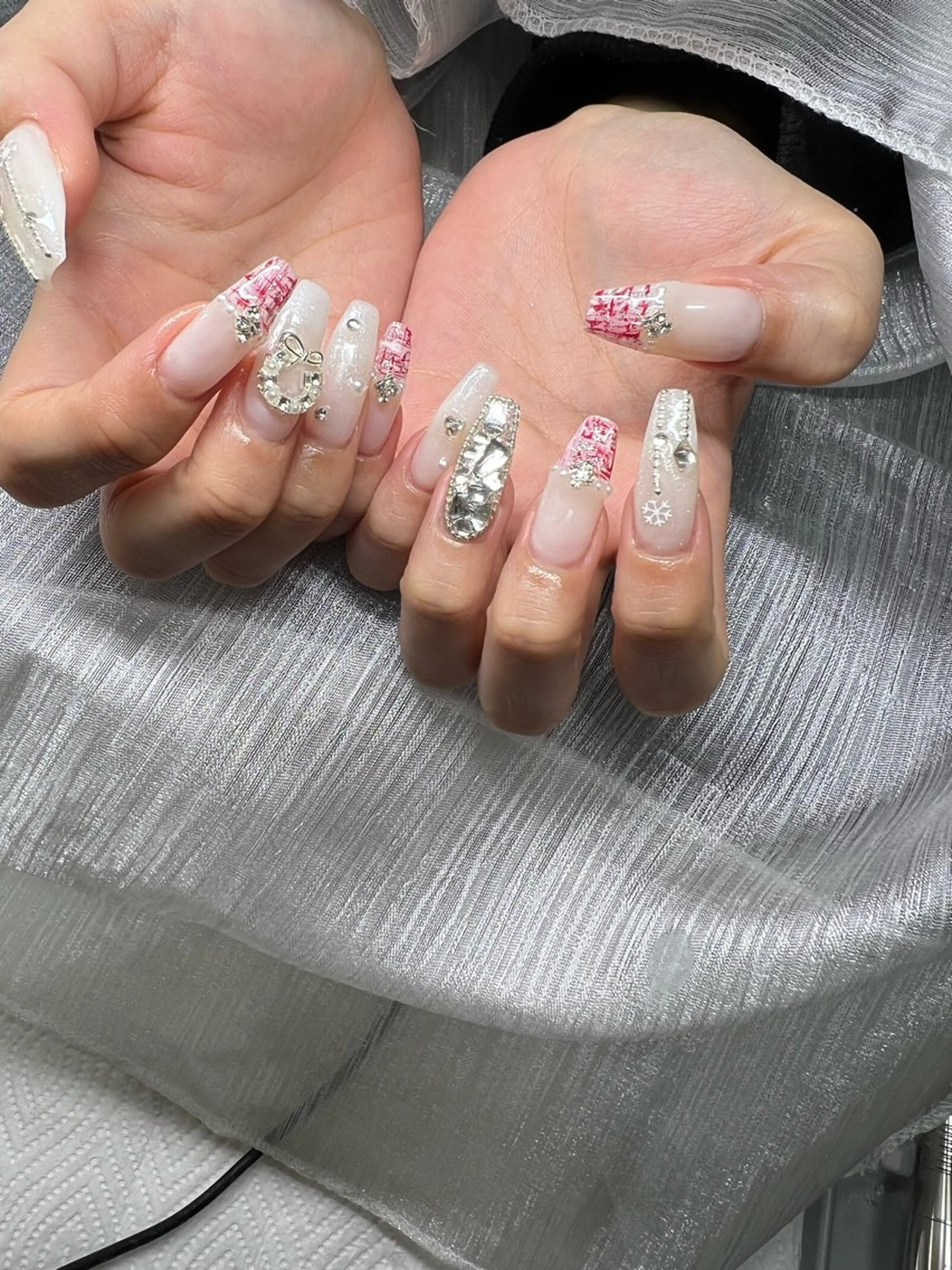 ネイル 長さ出し グラデーション キラキラネイル マグネットネイル ミラーネイル Lee Nails チップ長さだし専門店のネイルデザイン