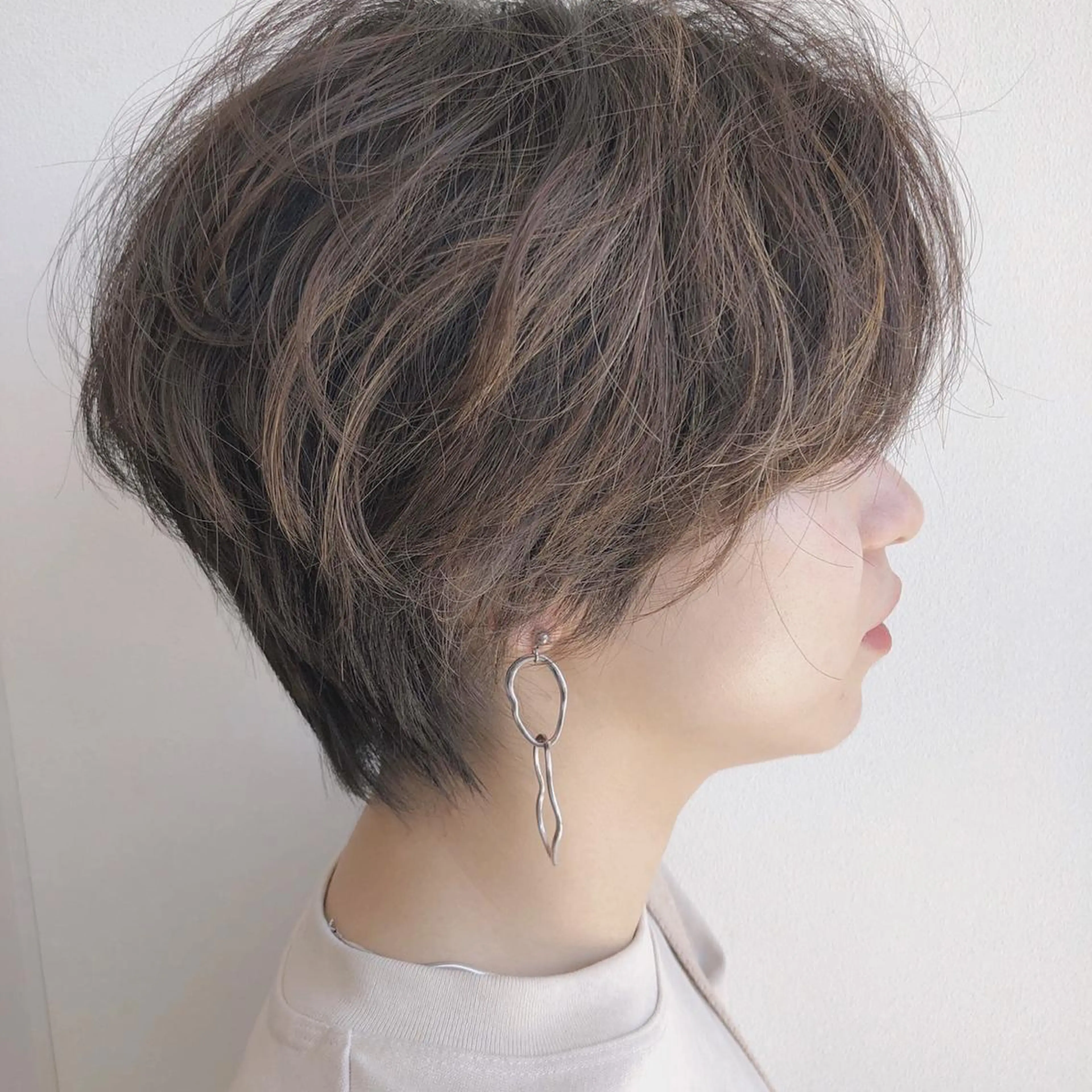 セミロング カラー ヘアアレンジ ブリーチ ショコラグレージュ グレージュ ブリーチなしカラー レイヤーカット/ 田中 しょうのヘアスタイル
