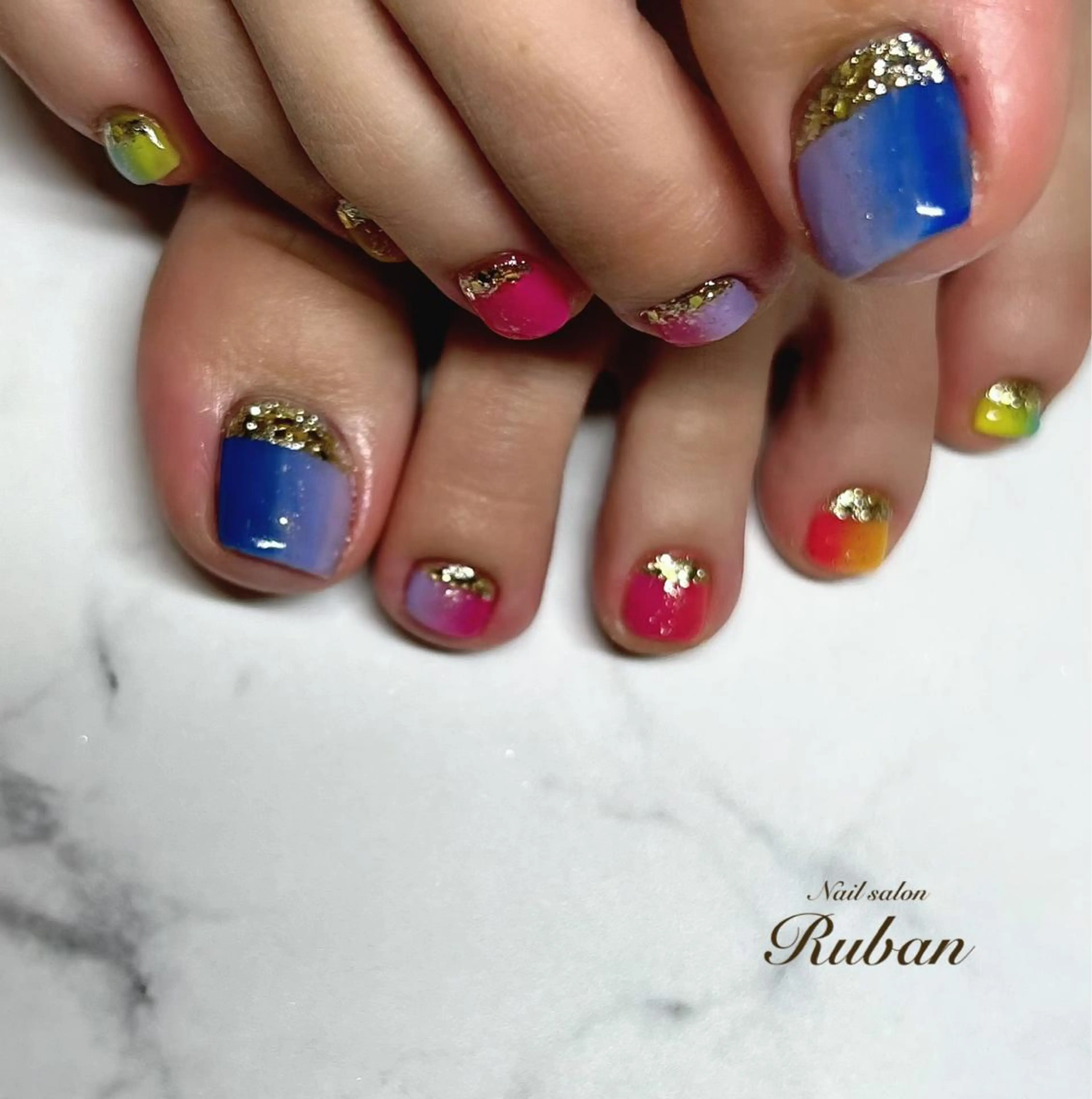 ネイル アートネイル フットネイル グラデーション 持ち込み Nail salon Rubanのネイルデザイン