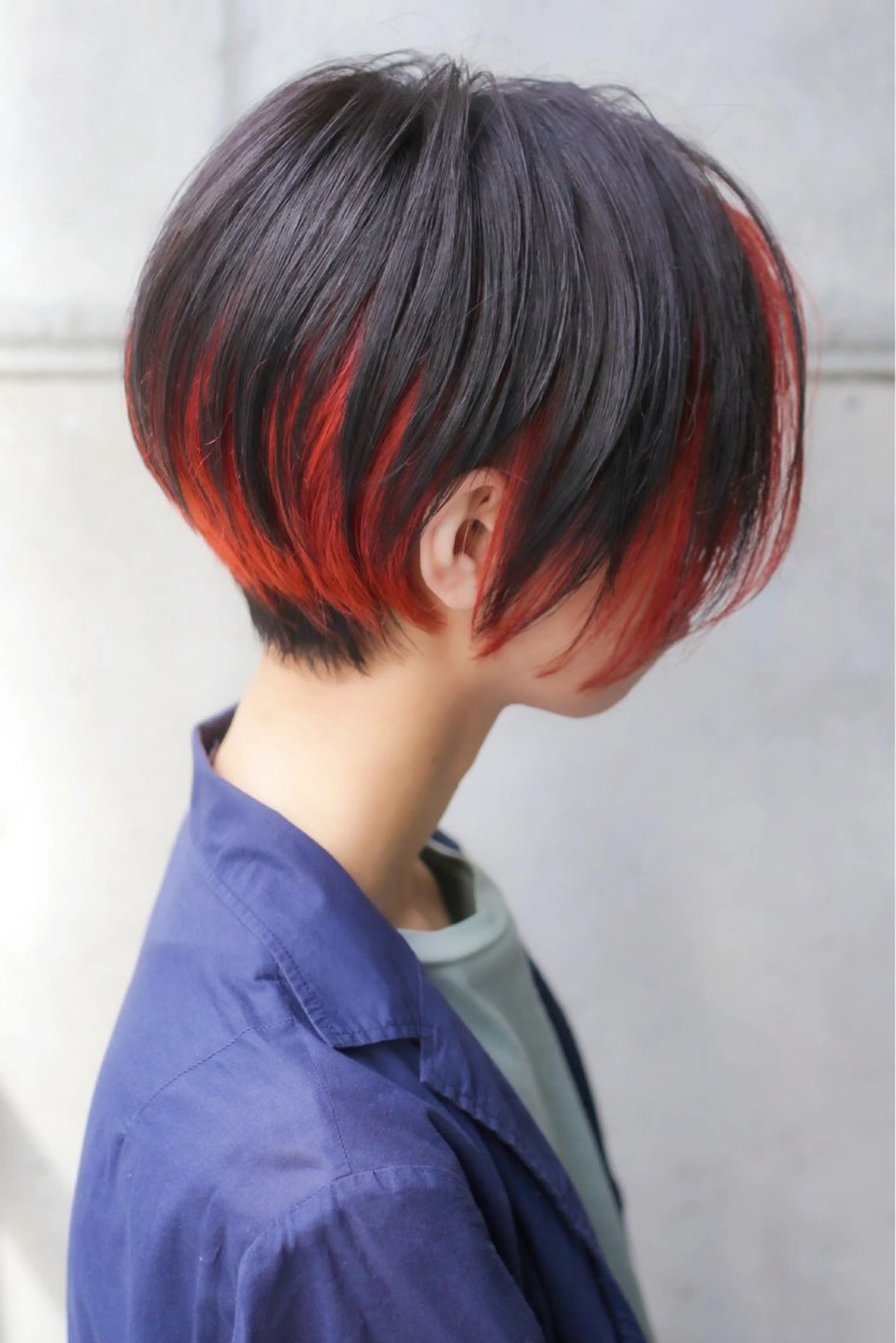 ショート カラー 辻口 俊のヘアスタイル