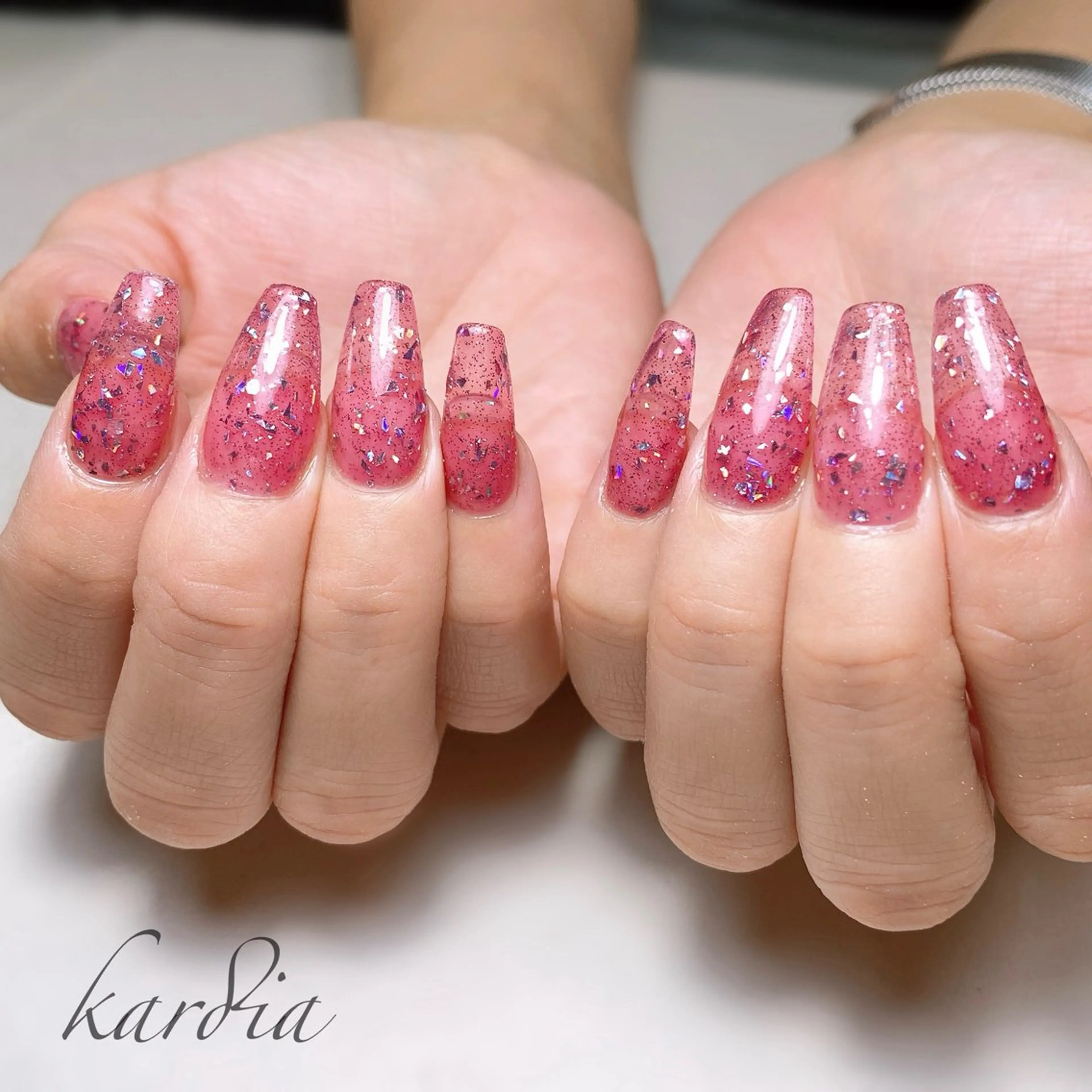 ネイル καρδιά -ｶﾙﾃﾞｨｱ-のネイルデザイン