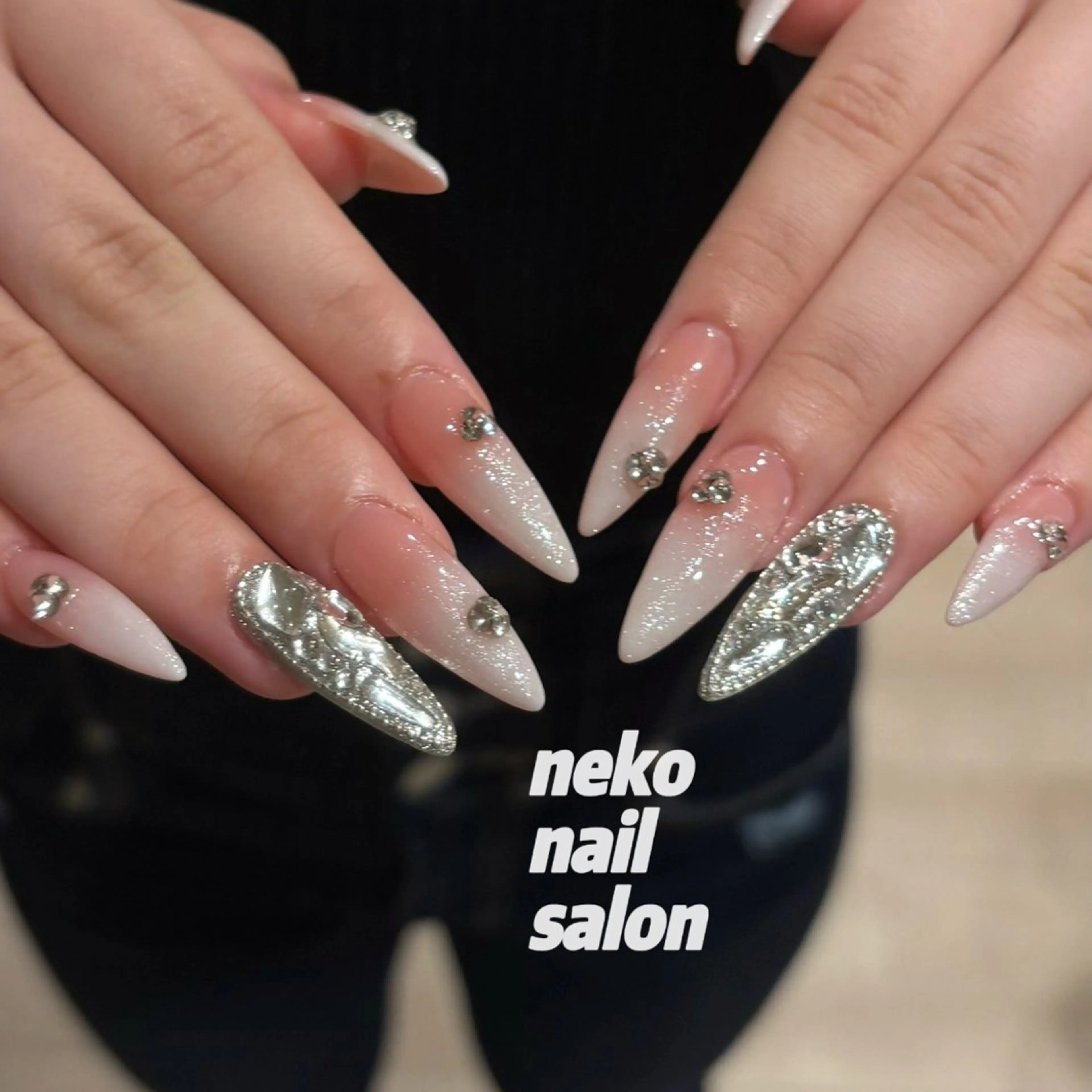 ネイル キラキラネイル ハンドネイル neko nailのネイルデザイン