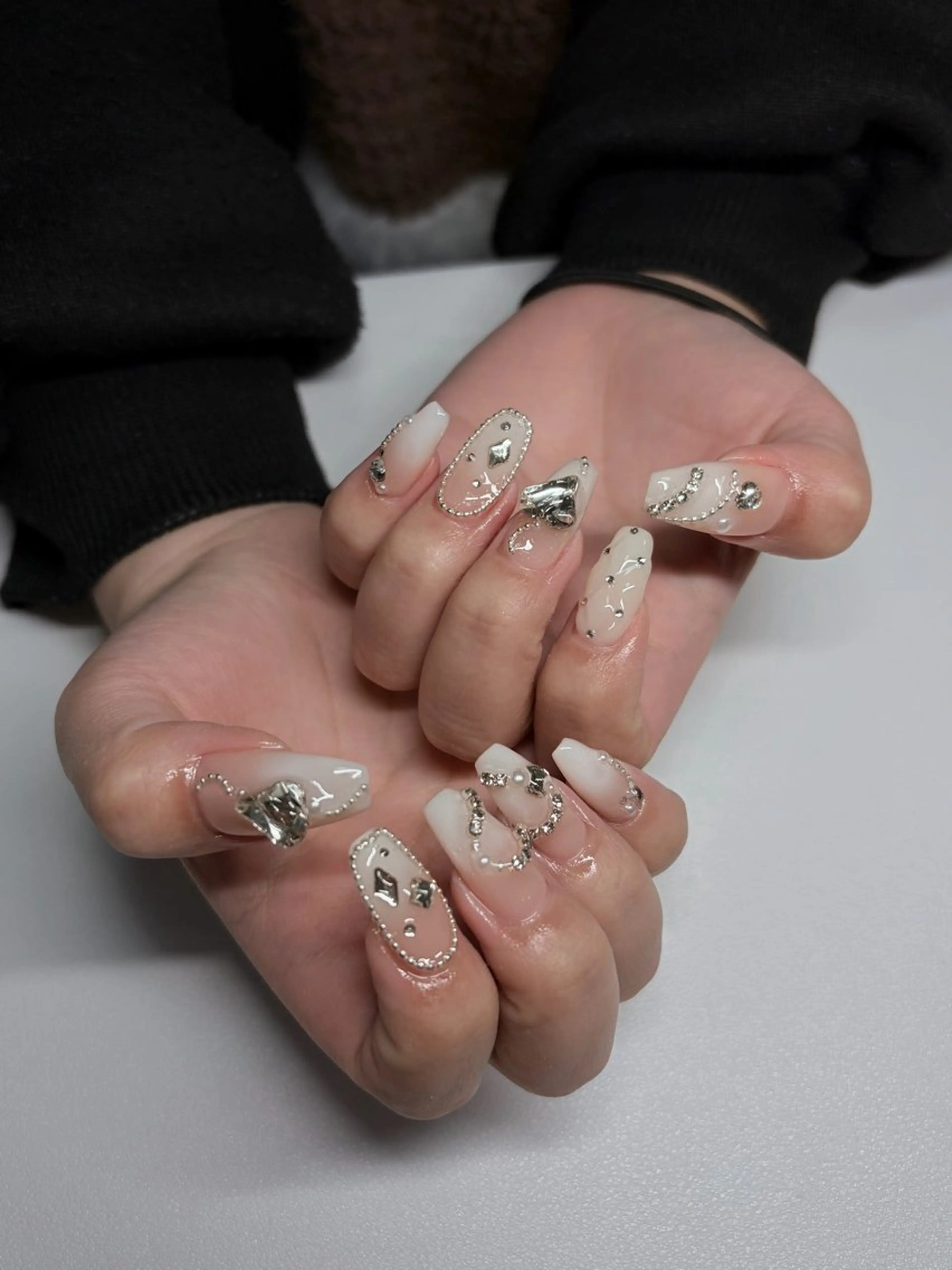 ネイル リボン ハンドネイル nayu nailのネイルデザイン