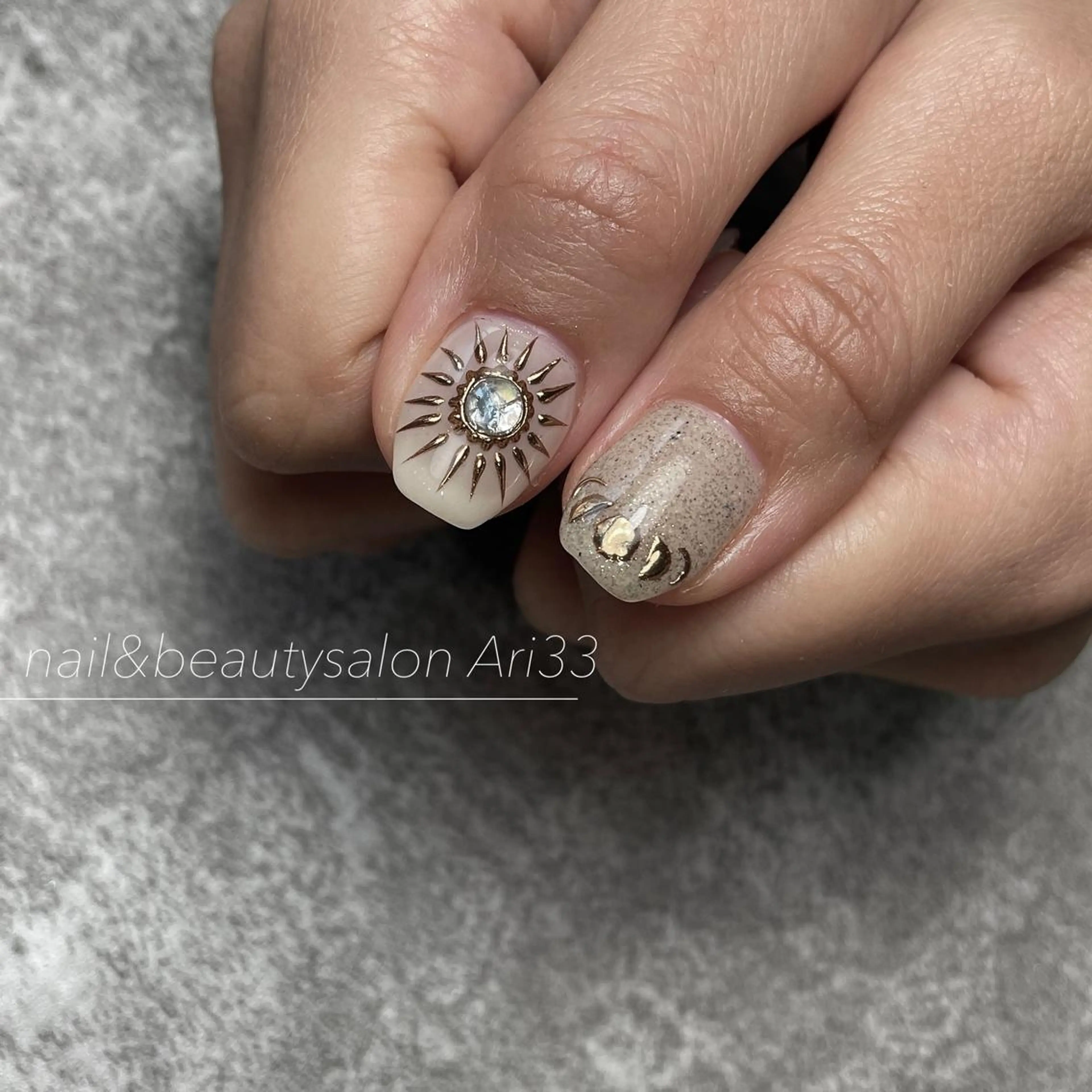 ネイル ニュアンスネイル ハンドネイル プライベートサロン Ari33nailのネイルデザイン