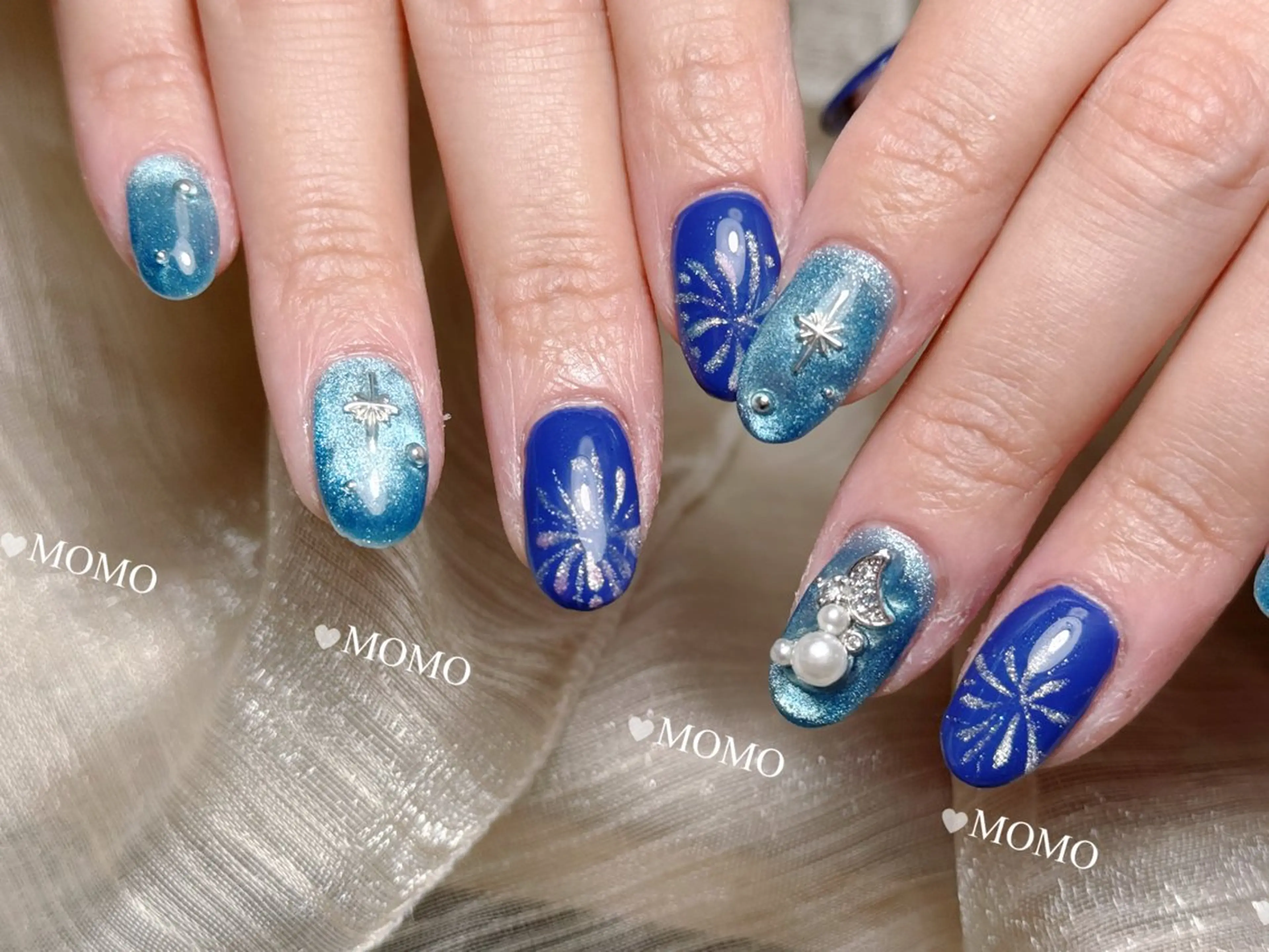 ネイル ニュアンスネイル ワンホンネイル NIITSU YUNAのネイルデザイン