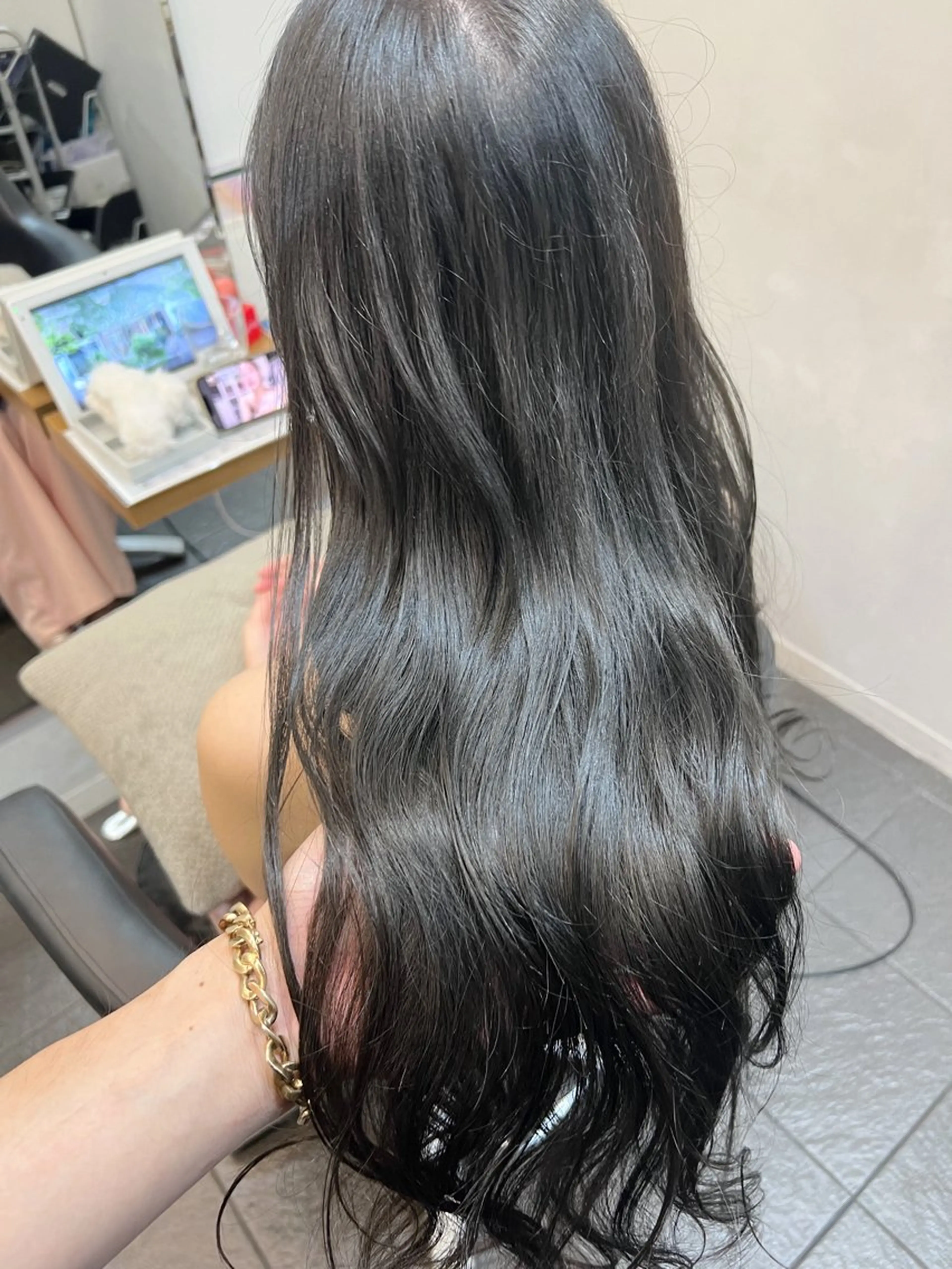 カラー ブリーチ ブルーカラー ブルーグレー ブルーグレージュ 透明感カラー ヘアカラー トリートメント ヘッドスパ グレージュ/髪質改善 Yamato.hのヘアスタイル