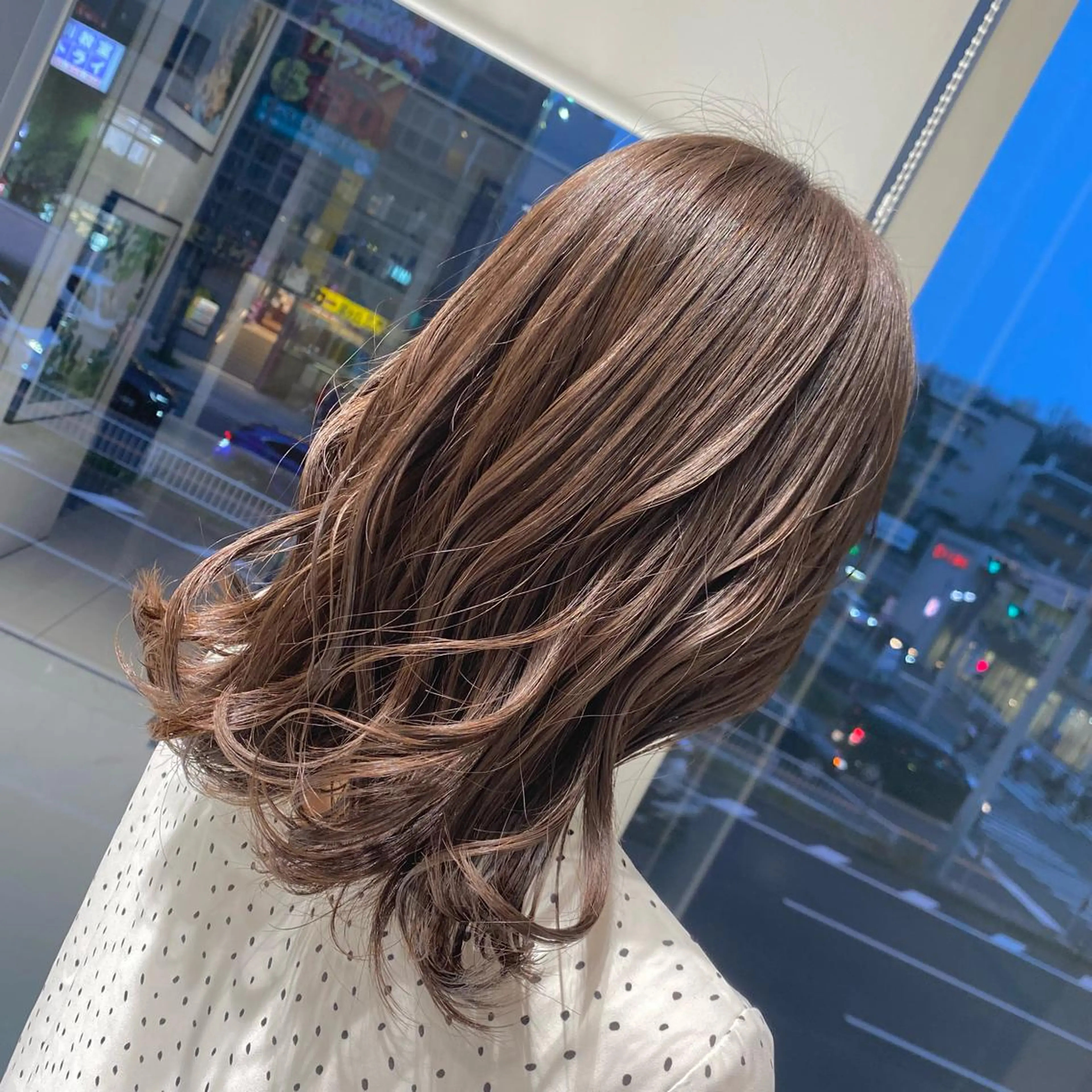 カラー ベージュカラー ヘアカラー トリートメント stylist 🐶内藤 成香のヘアスタイル