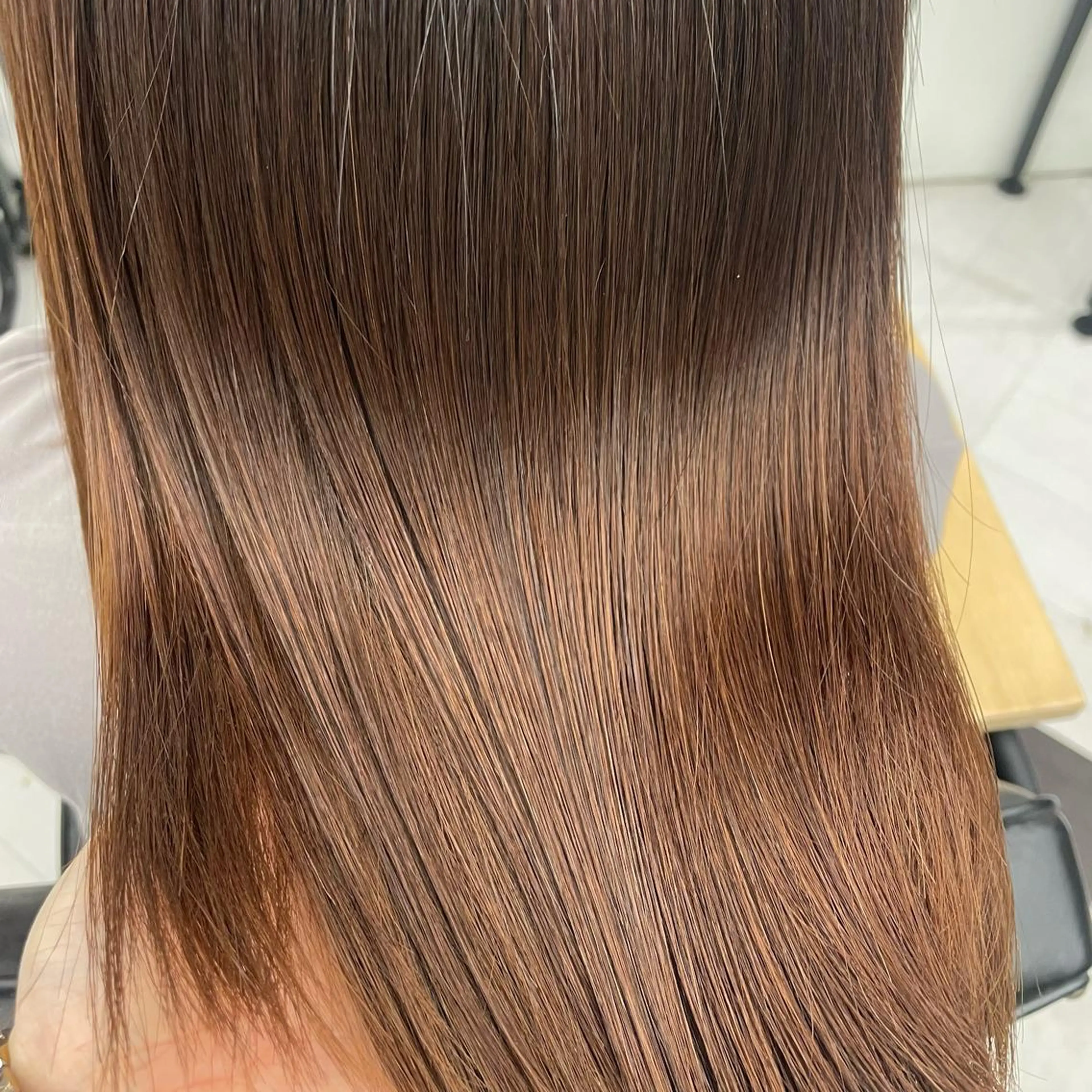 ロング カラー パーマ ヘアアレンジ メンズ キッズ ネイル マツエク・マツパ アイブロウ 髪質改善 レイヤーカット トリートメント mona/ ストレートスタイル✨のヘアスタイル