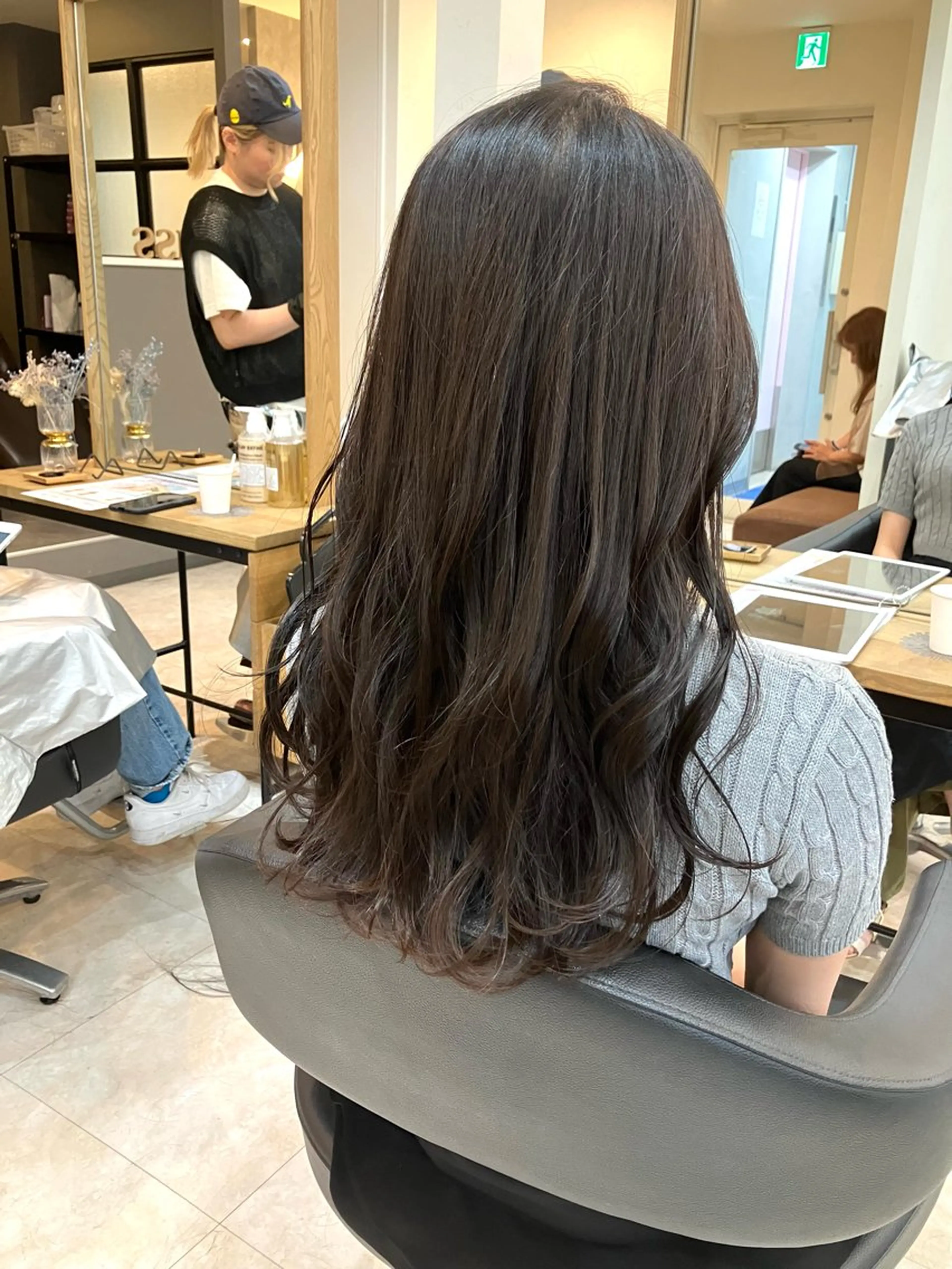 ロング 青野 銀河のヘアスタイル