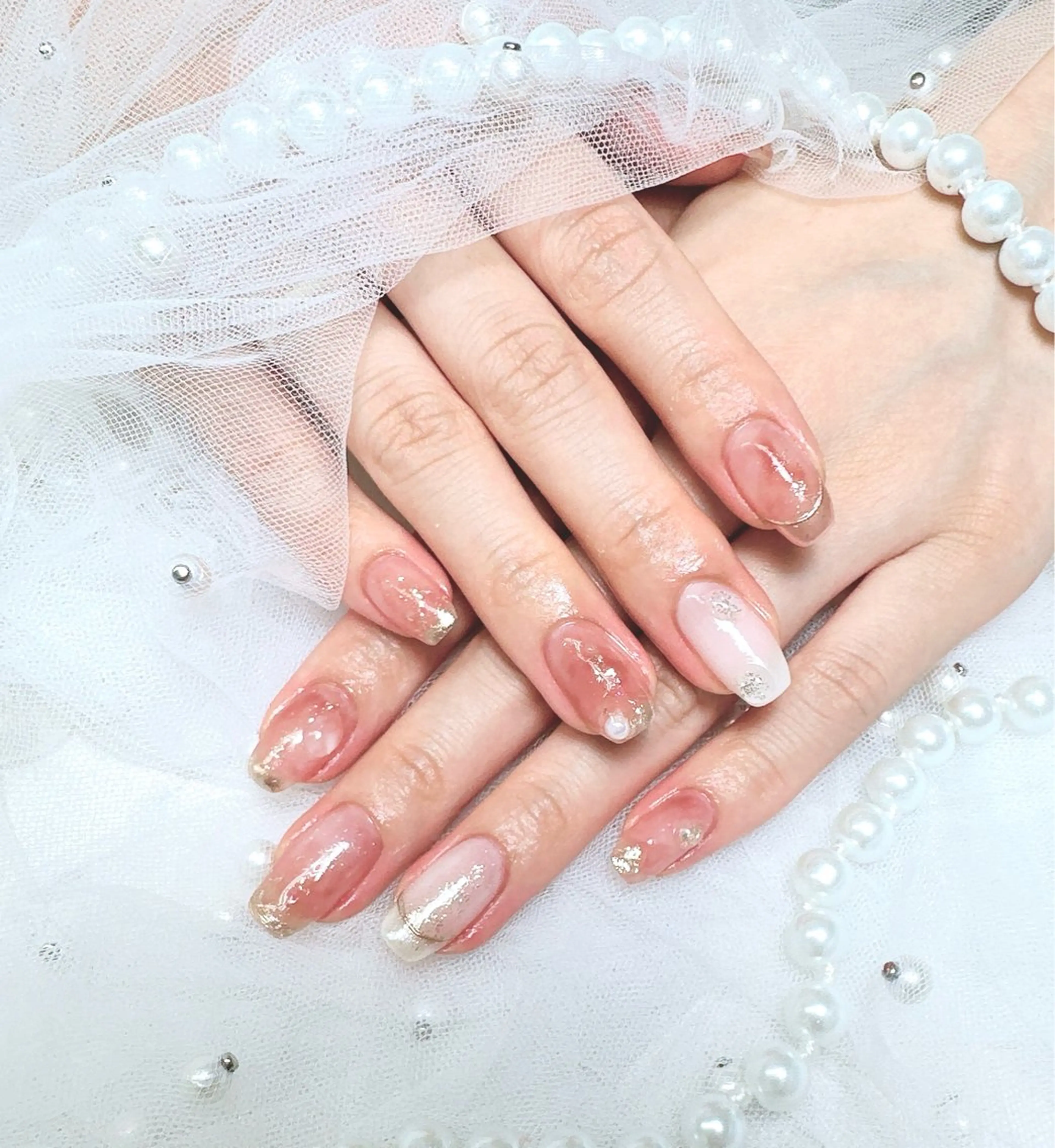 ネイル フレンチネイル 大理石ネイル(マーブル) ミラーネイル ハンドネイル Pretty Nail Salonのネイルデザイン